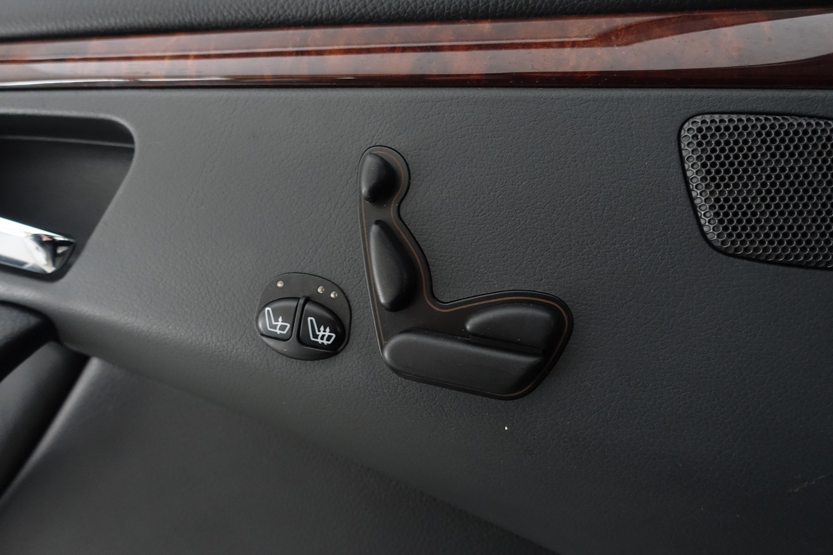 MERCEDES-BENZ S 2001