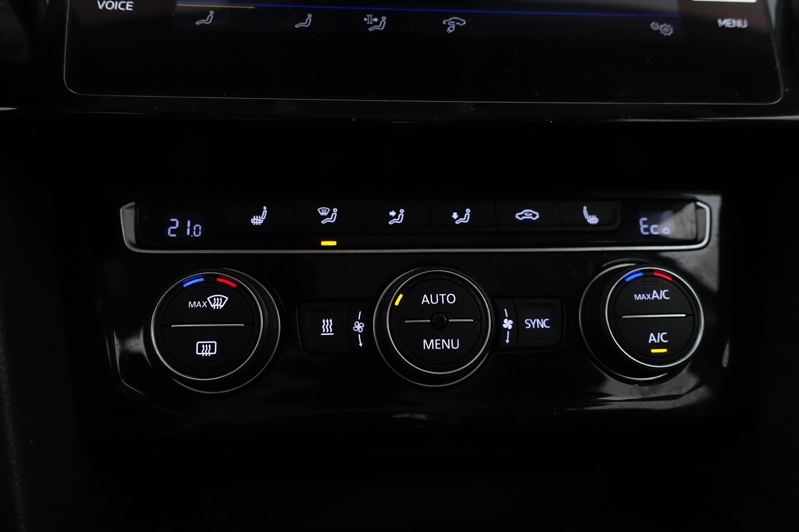 VOLKSWAGEN Passat 2020