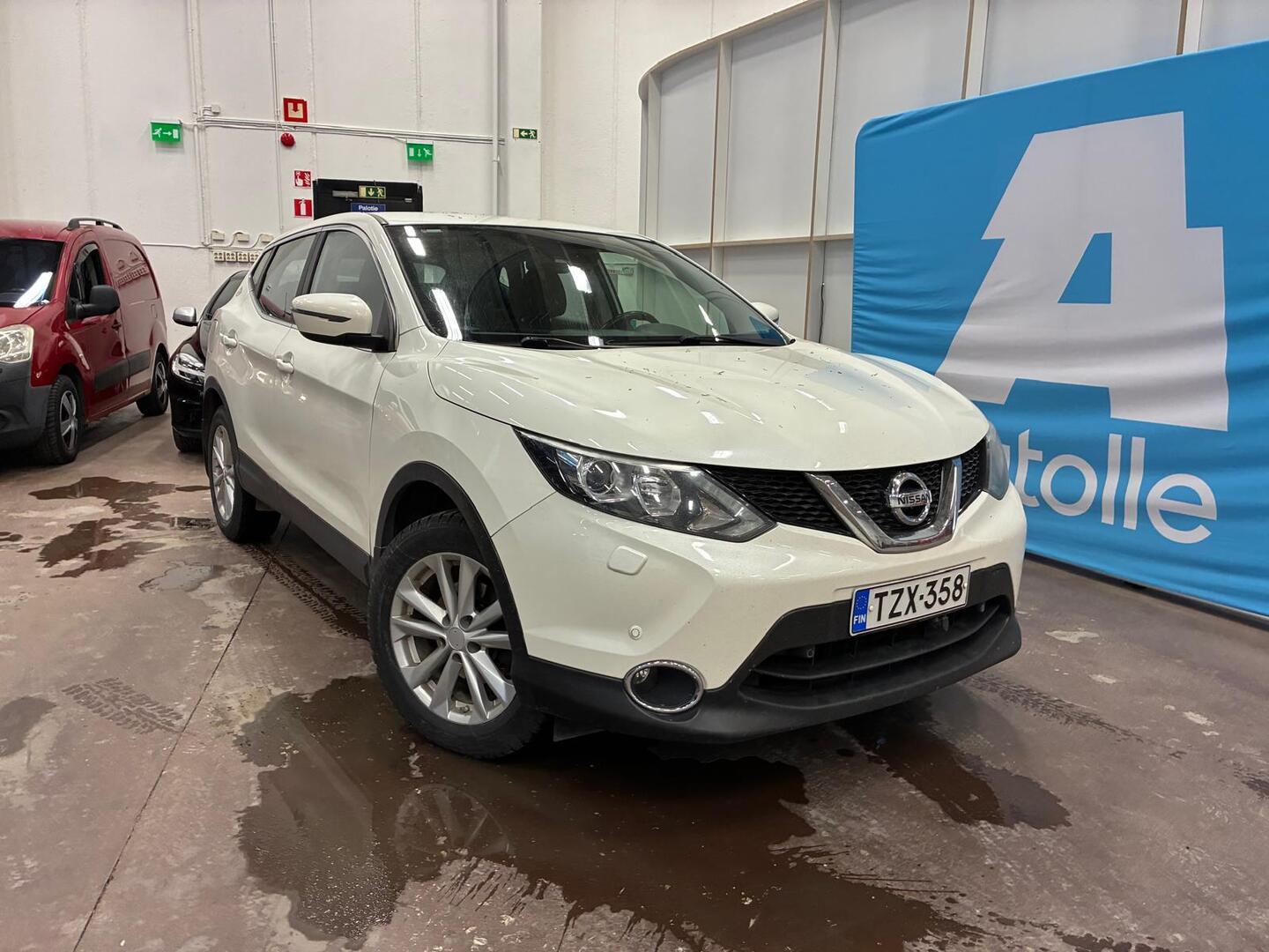 NISSAN Qashqai 2015