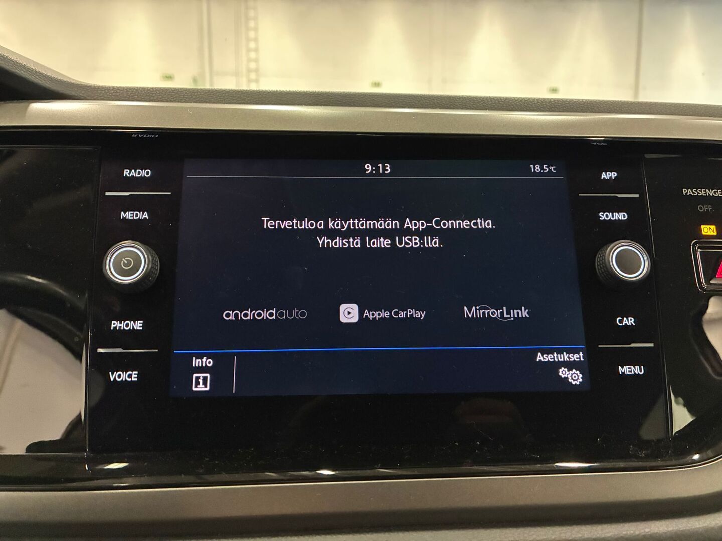 VOLKSWAGEN Polo 2018