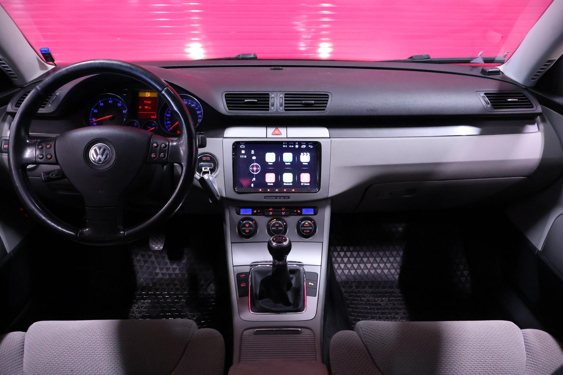 VOLKSWAGEN Passat 2006