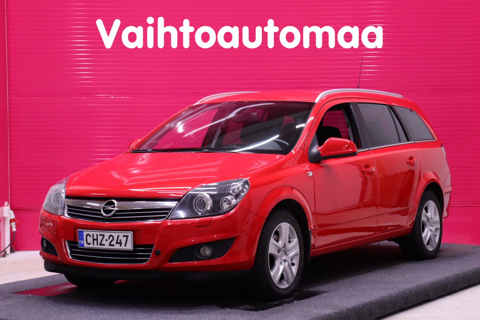 OPEL Astra 2011
