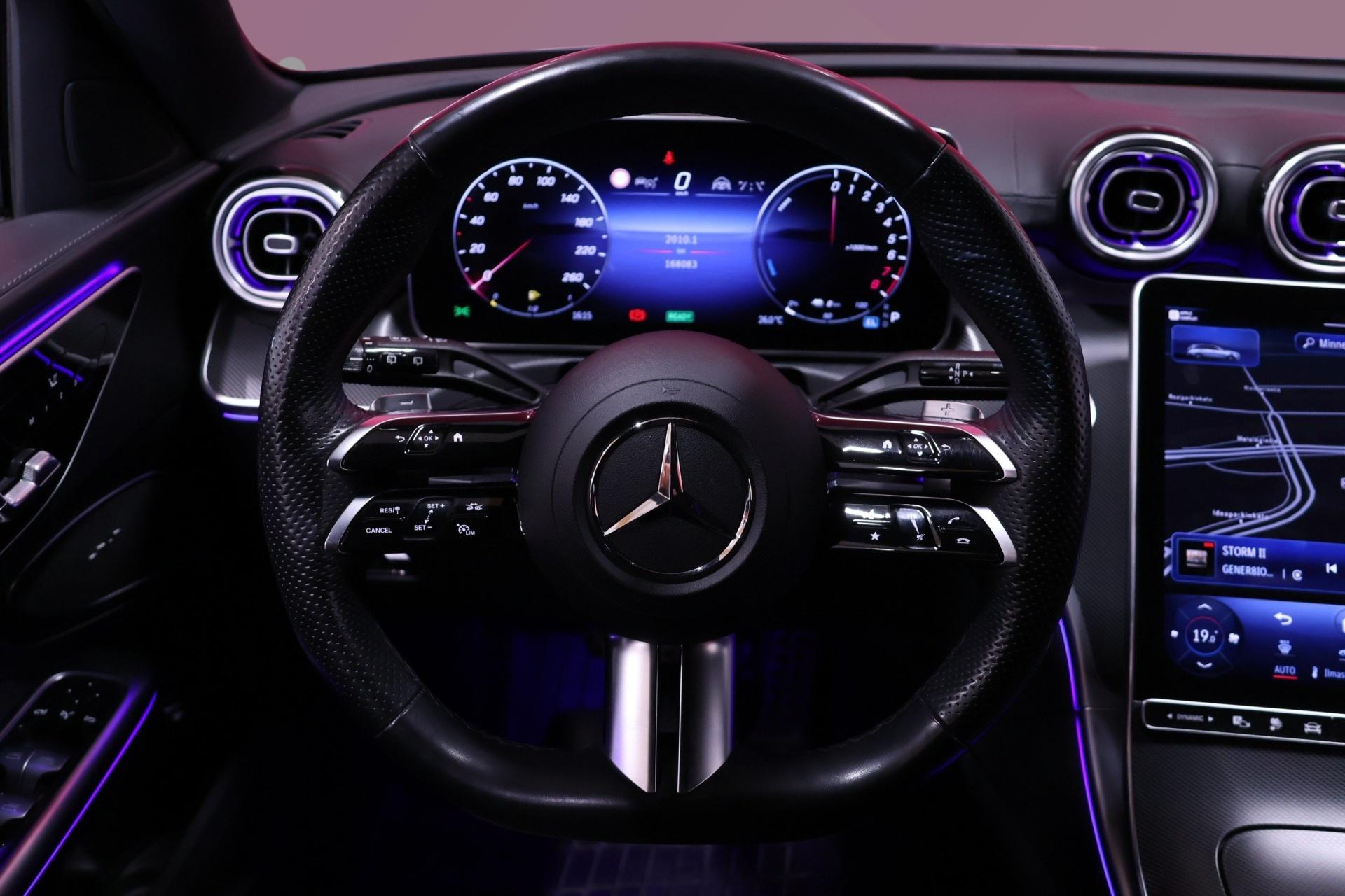 MERCEDES-BENZ C 2023