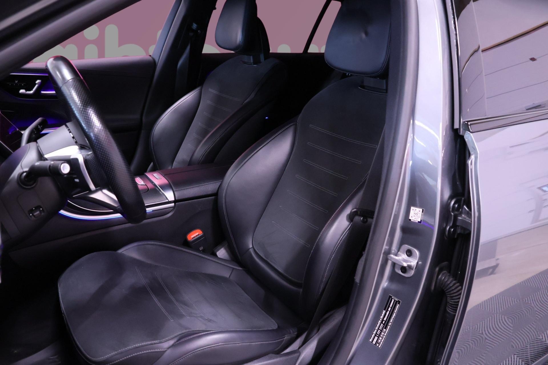 MERCEDES-BENZ C 2023