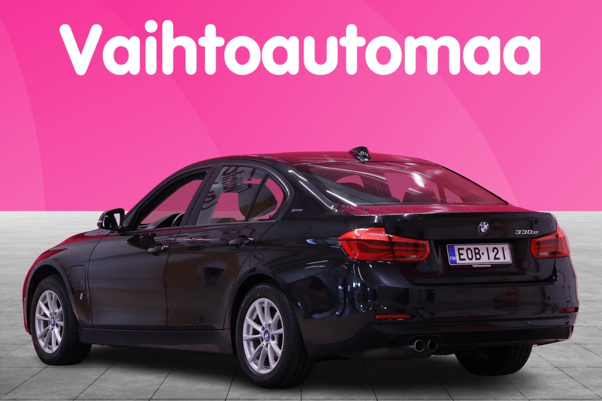 BMW 330 2017
