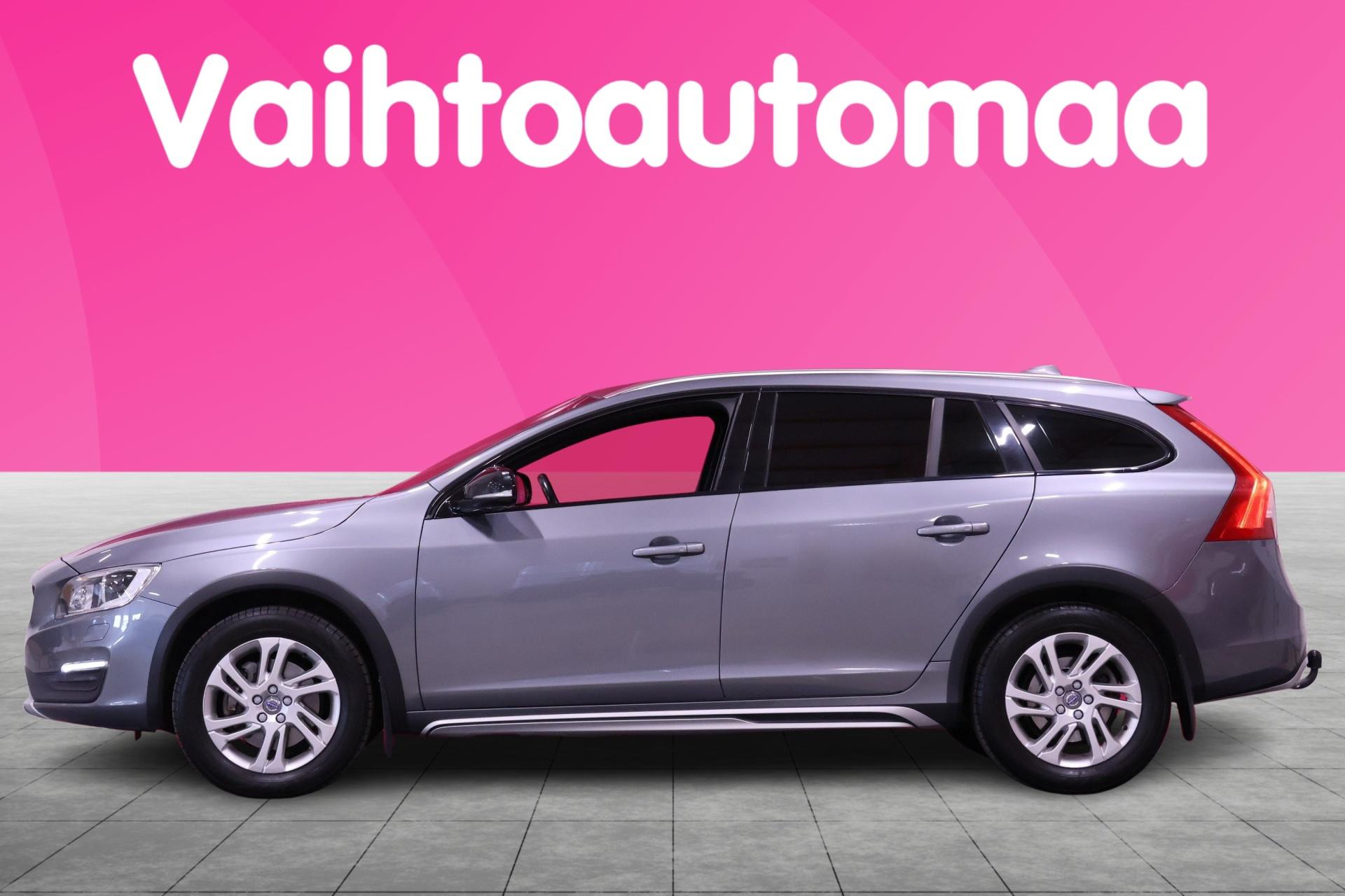 VOLVO V60 Cross Country 2018