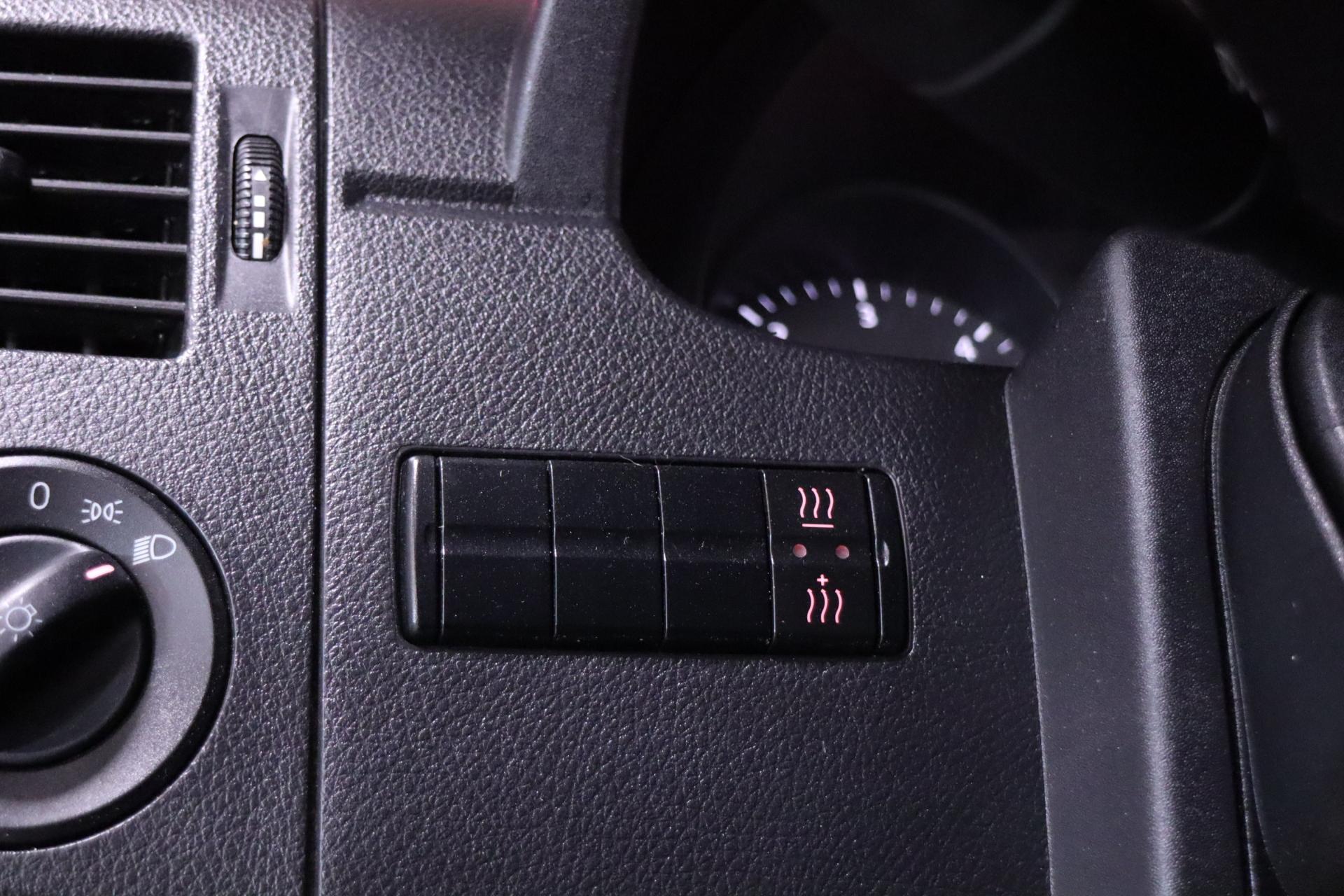 VOLKSWAGEN Crafter 2015