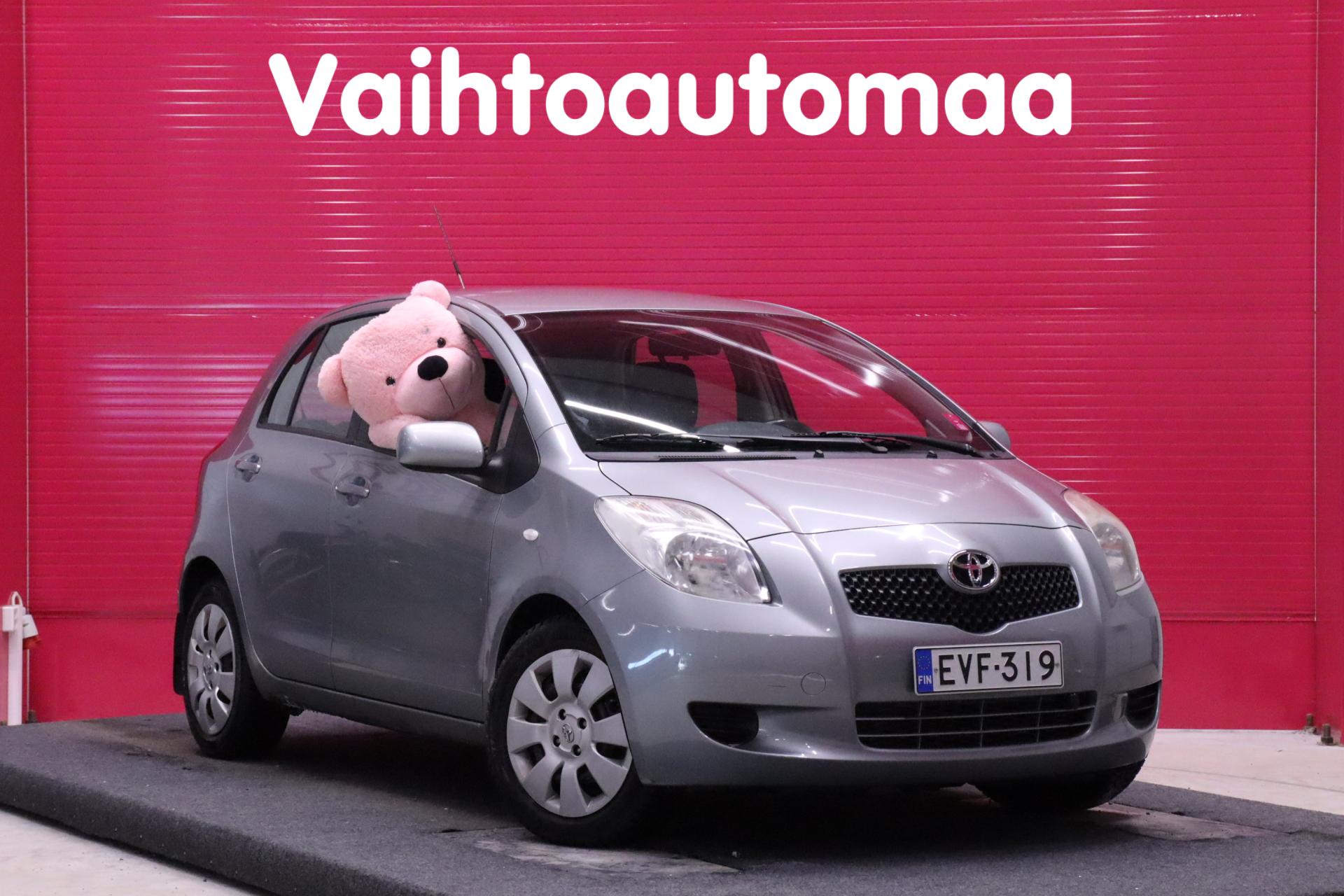 TOYOTA Yaris 2006