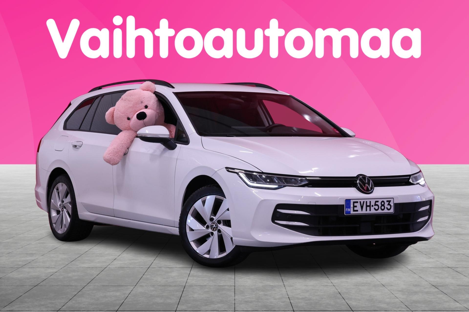 VOLKSWAGEN Golf 2024