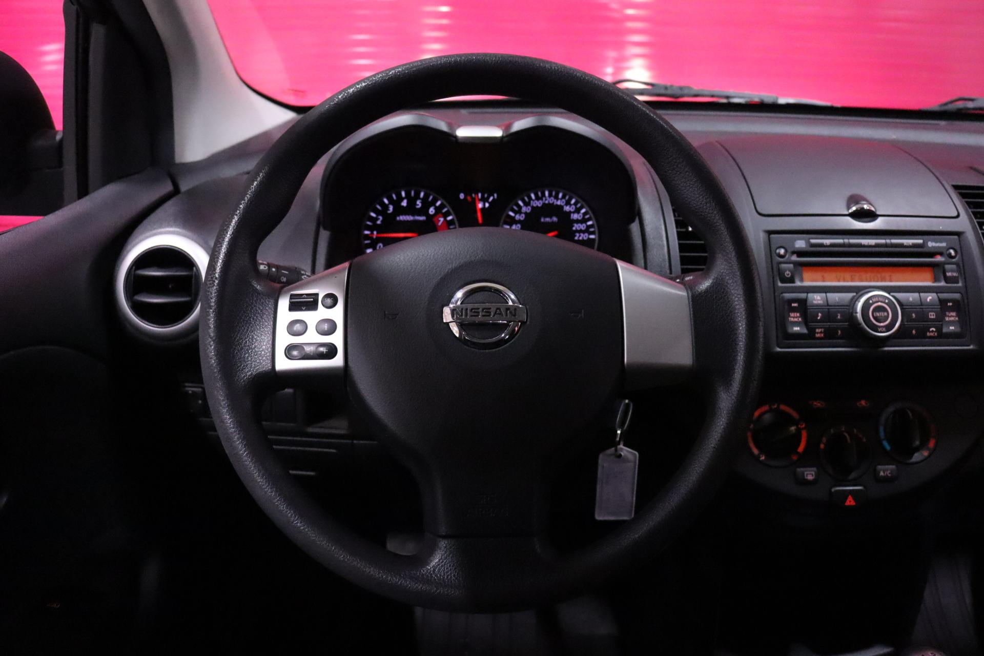 NISSAN Note 2011