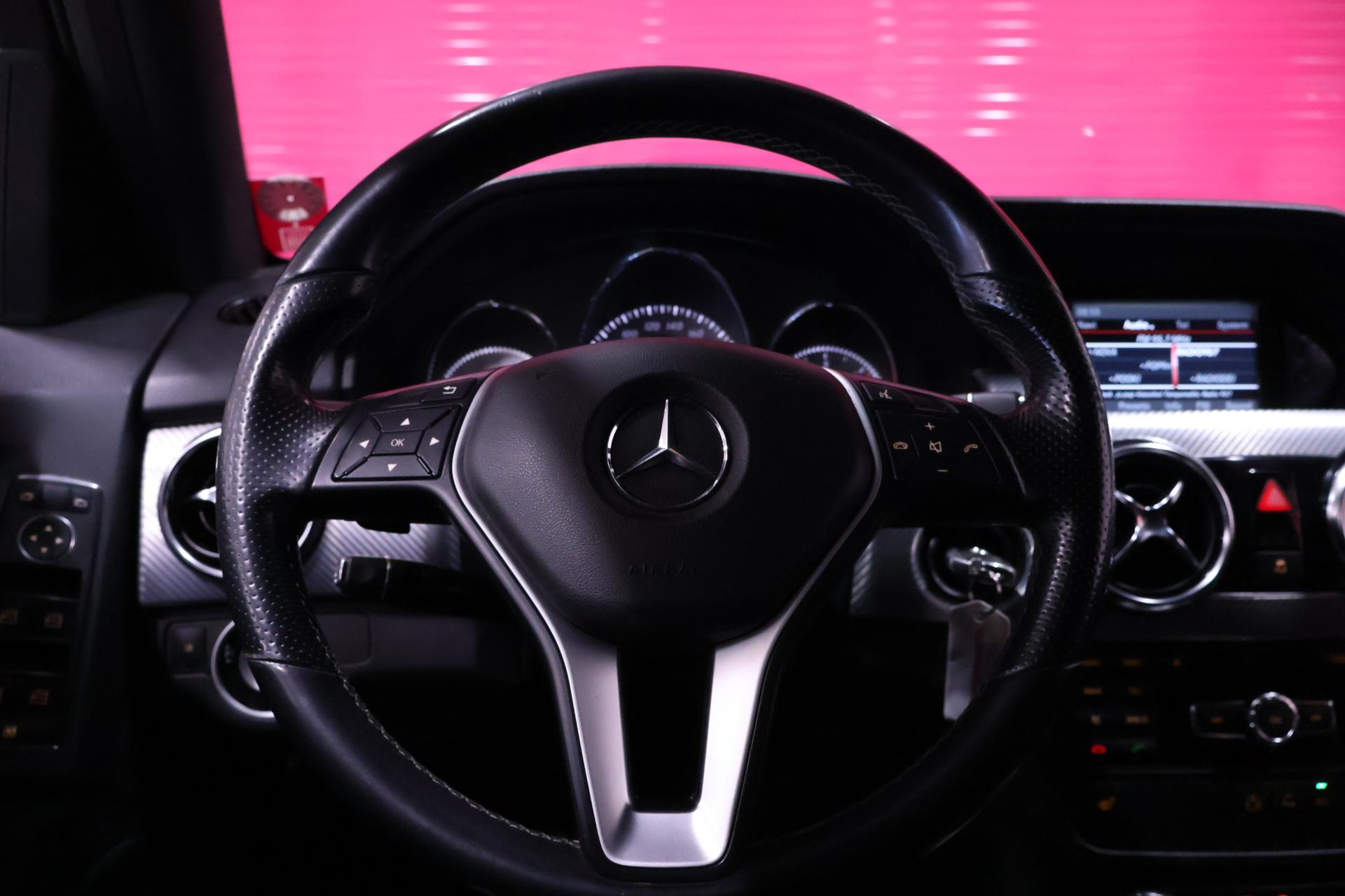 MERCEDES-BENZ GLK 2013