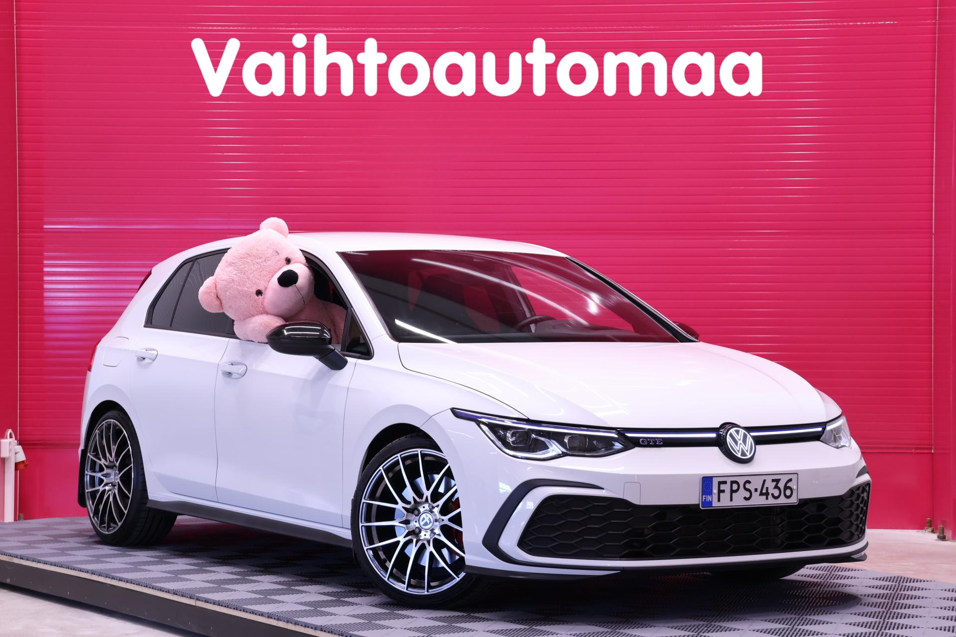 VOLKSWAGEN Golf 2021