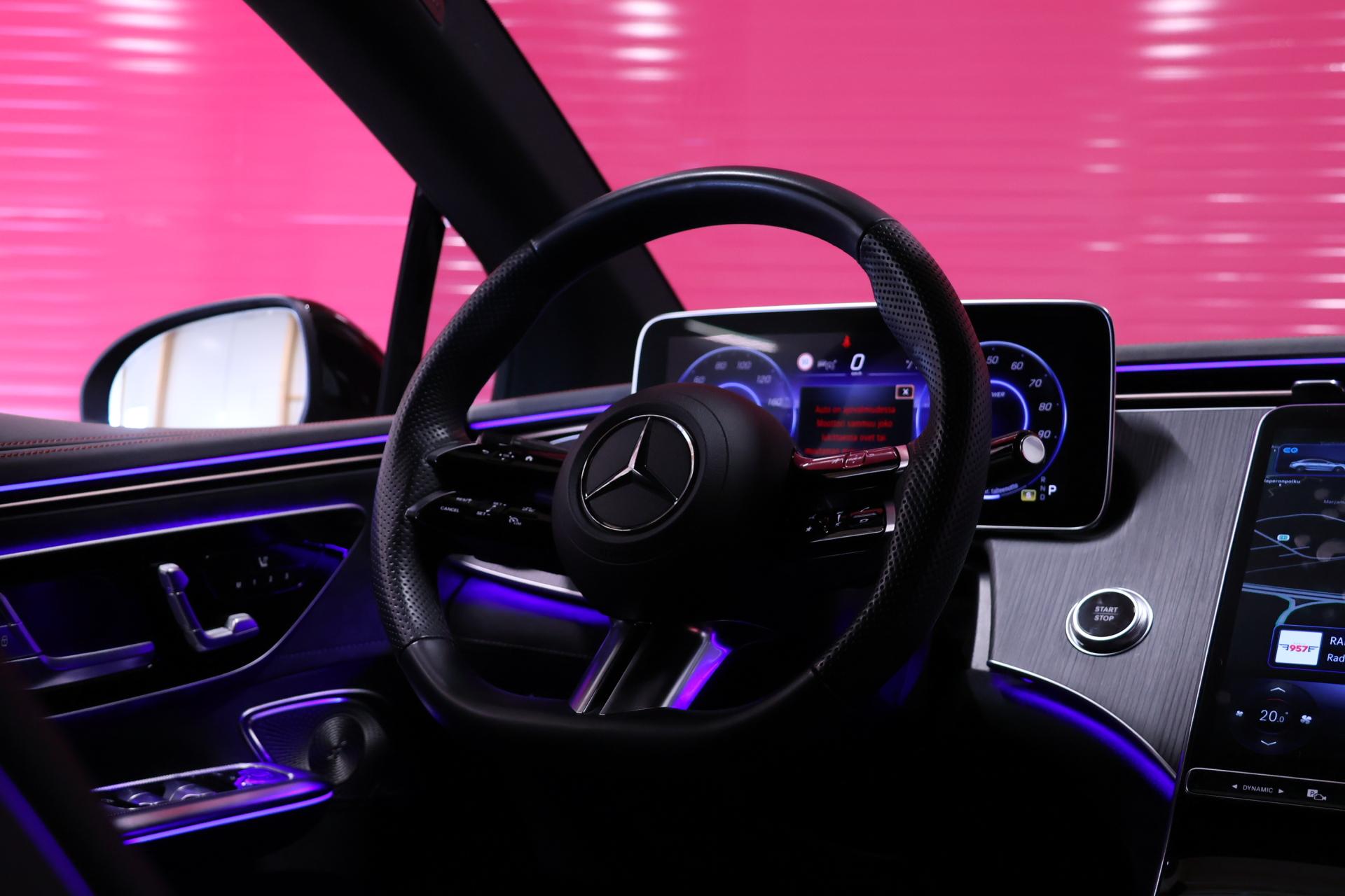 MERCEDES-BENZ EQE 2023