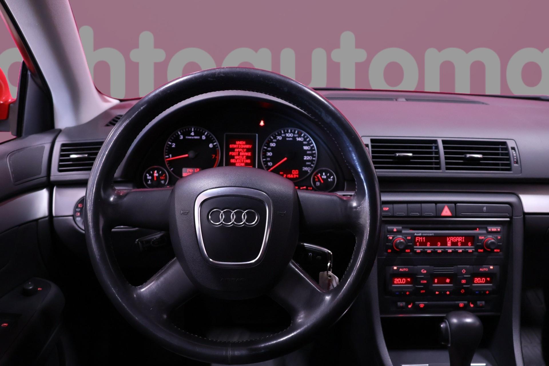 AUDI A4 2006