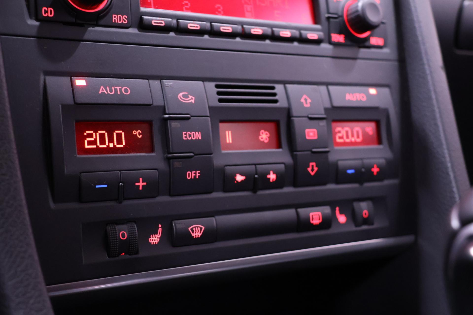 AUDI A4 2006