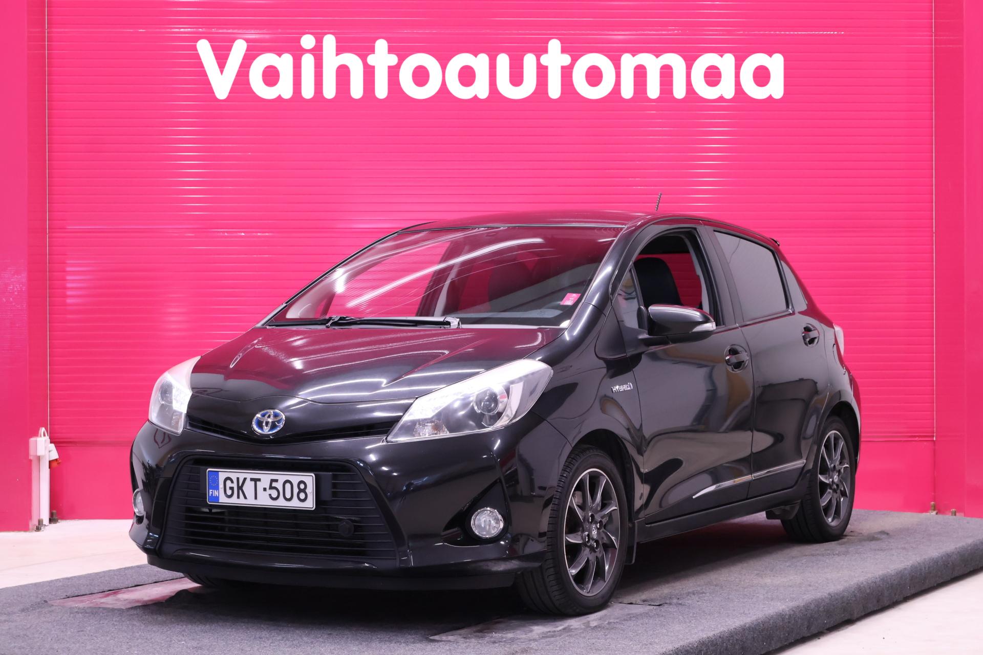 TOYOTA Yaris 2013