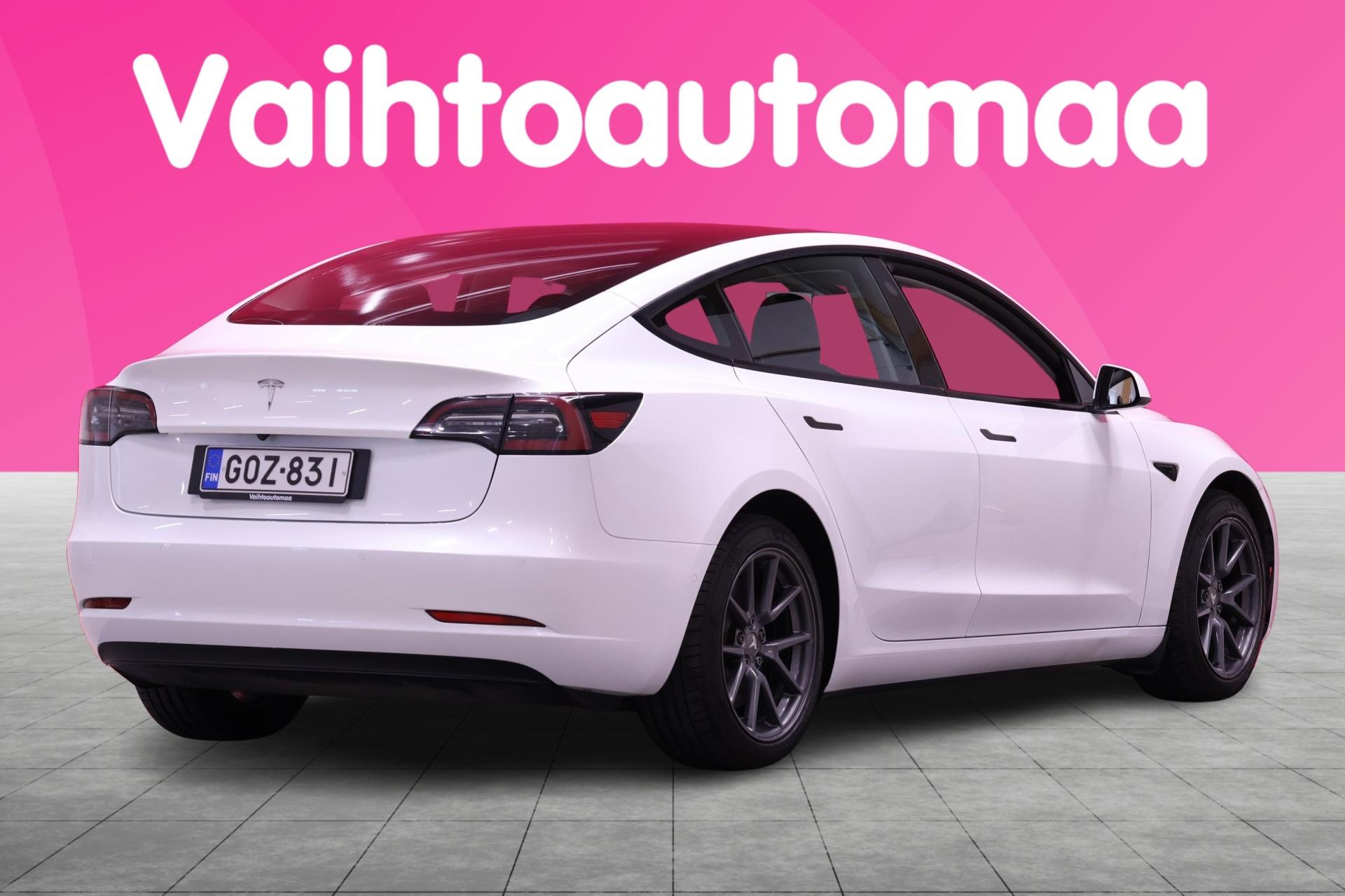 TESLA Model 3 2021