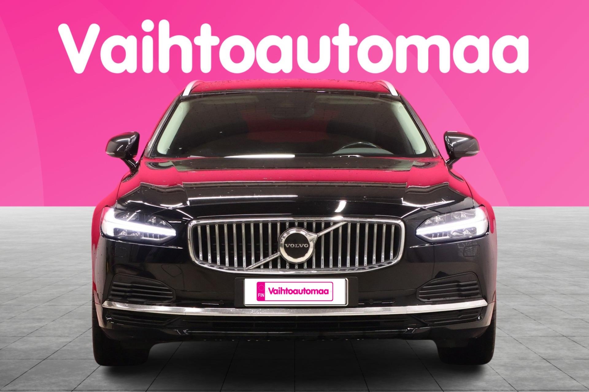 VOLVO V90 2021
