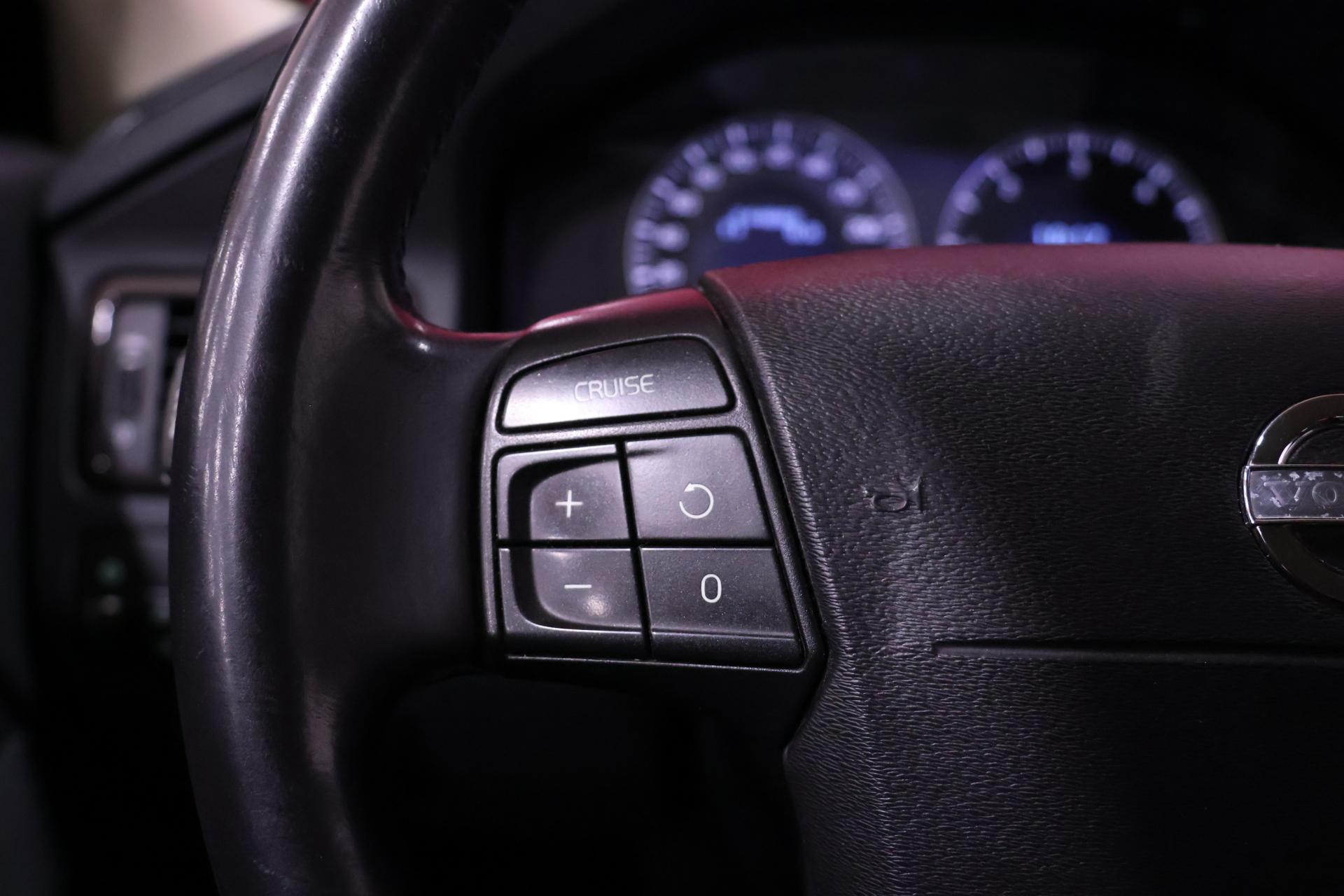 VOLVO XC70 2008