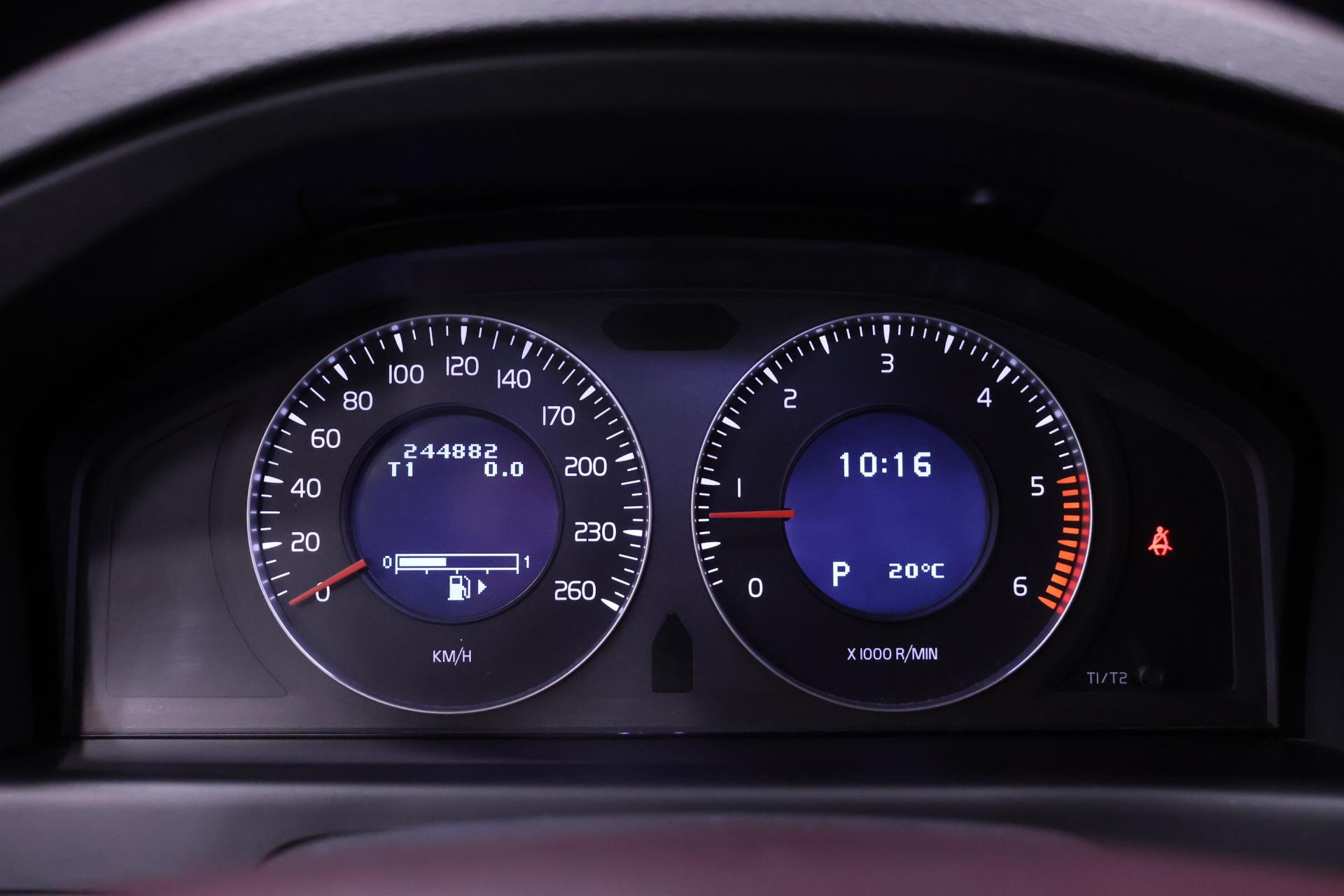 VOLVO XC70 2008
