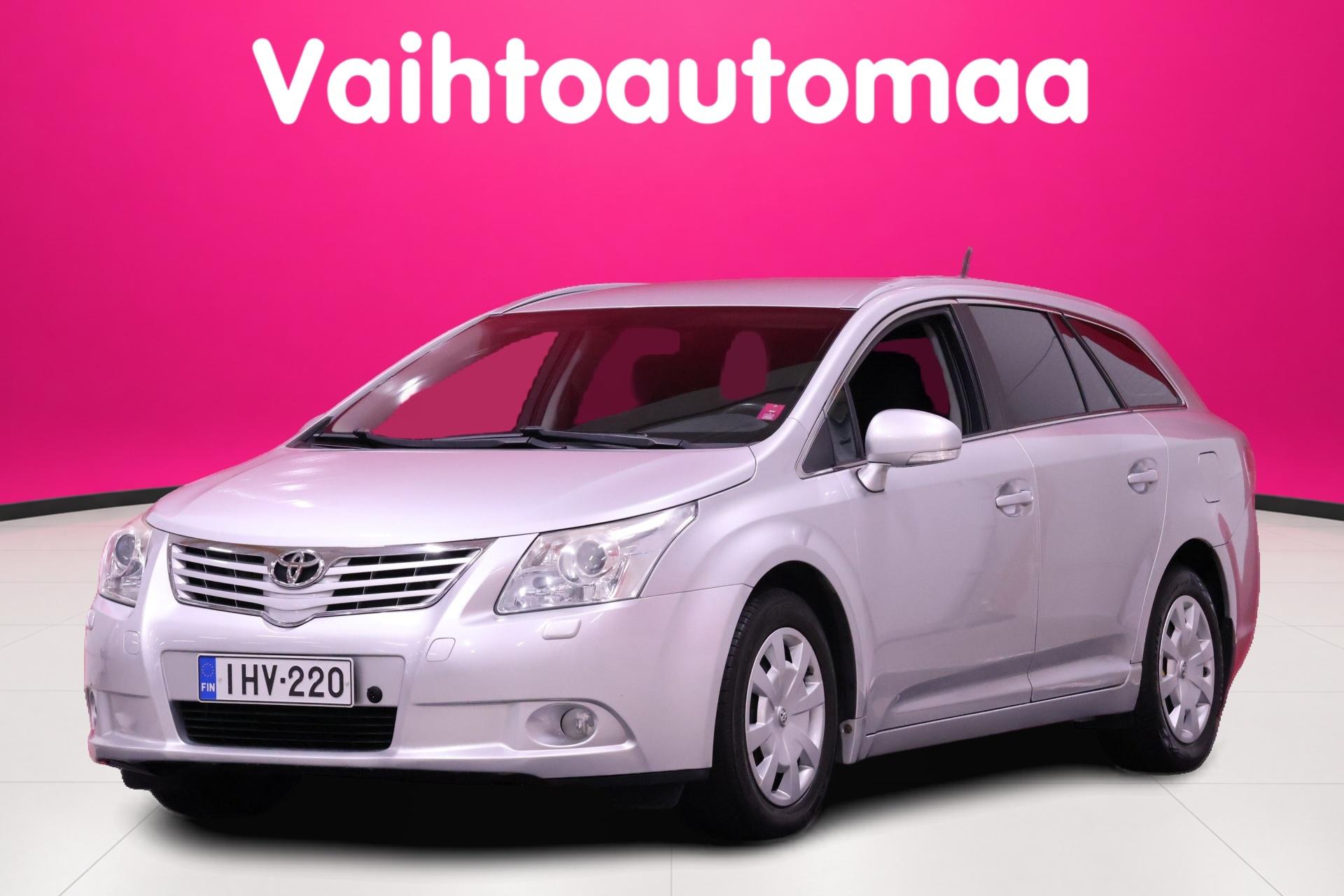 TOYOTA Avensis 7