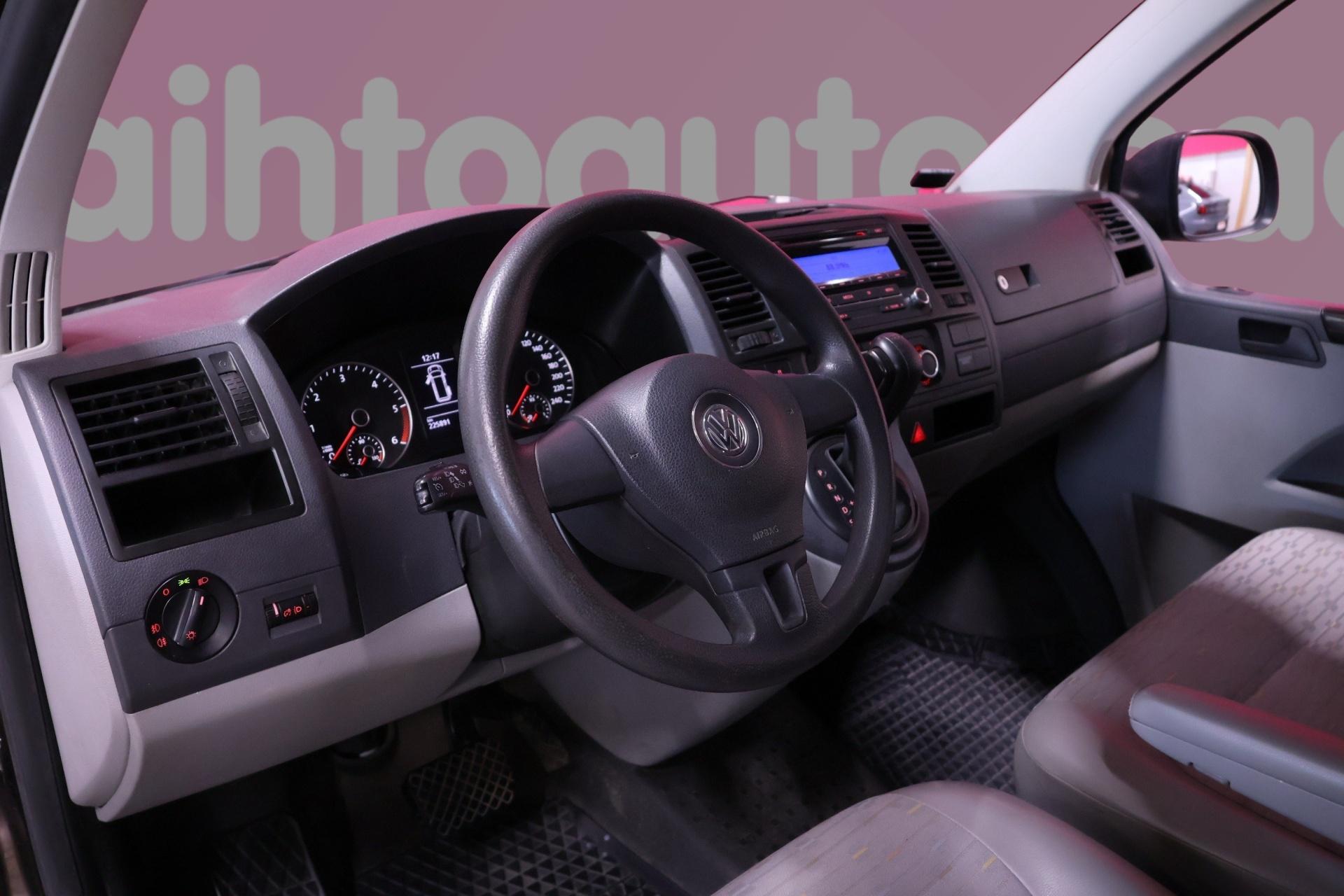 VOLKSWAGEN Transporter 2010