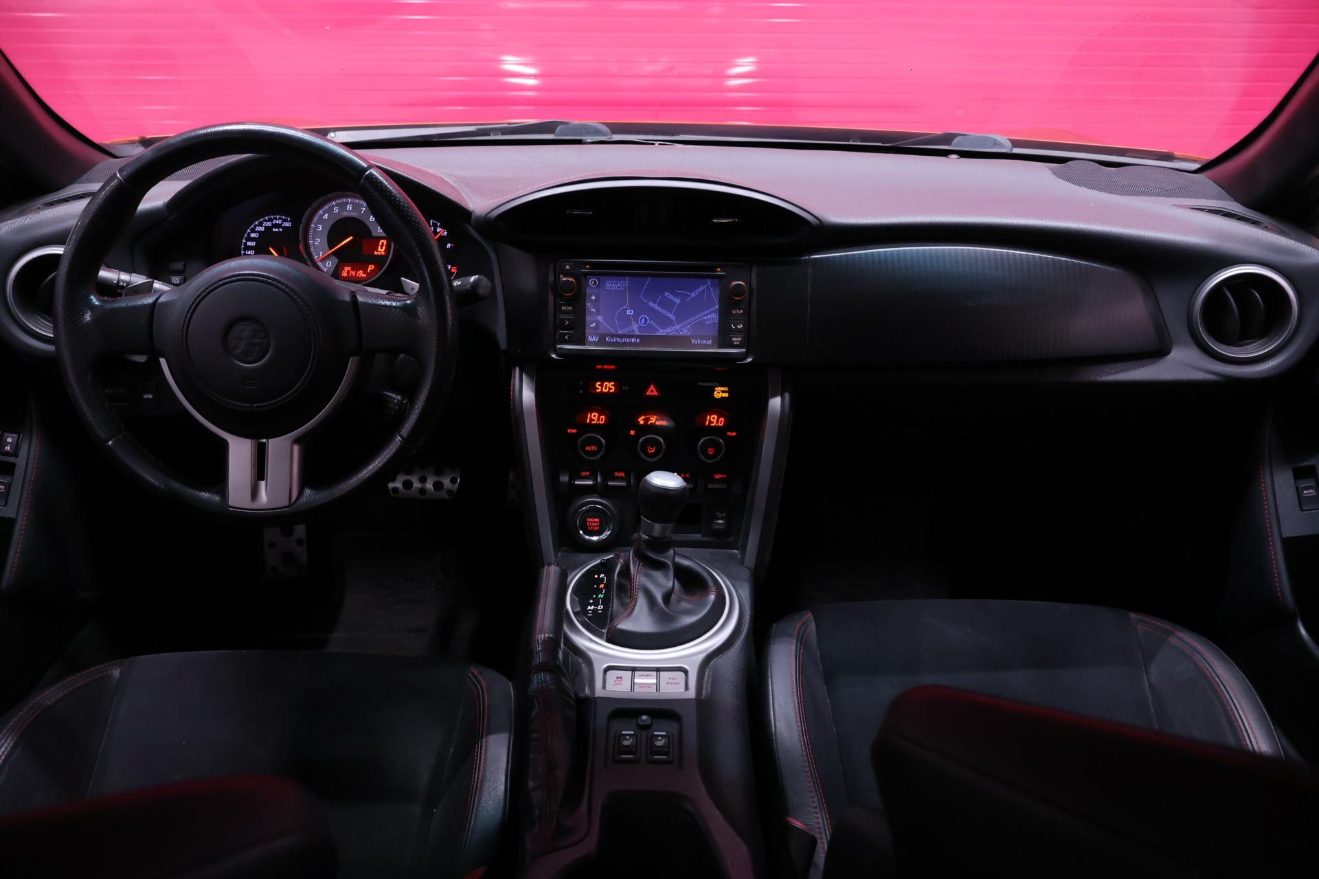 TOYOTA GT86 2013