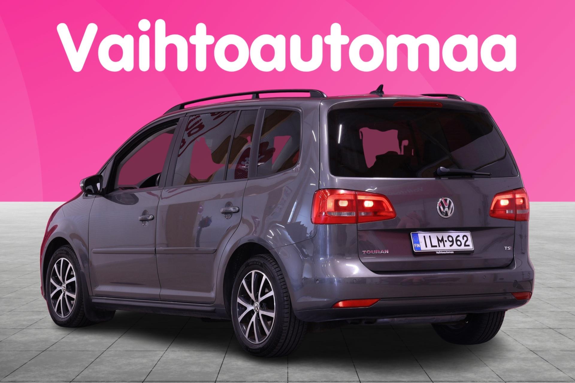 VOLKSWAGEN Touran 2014