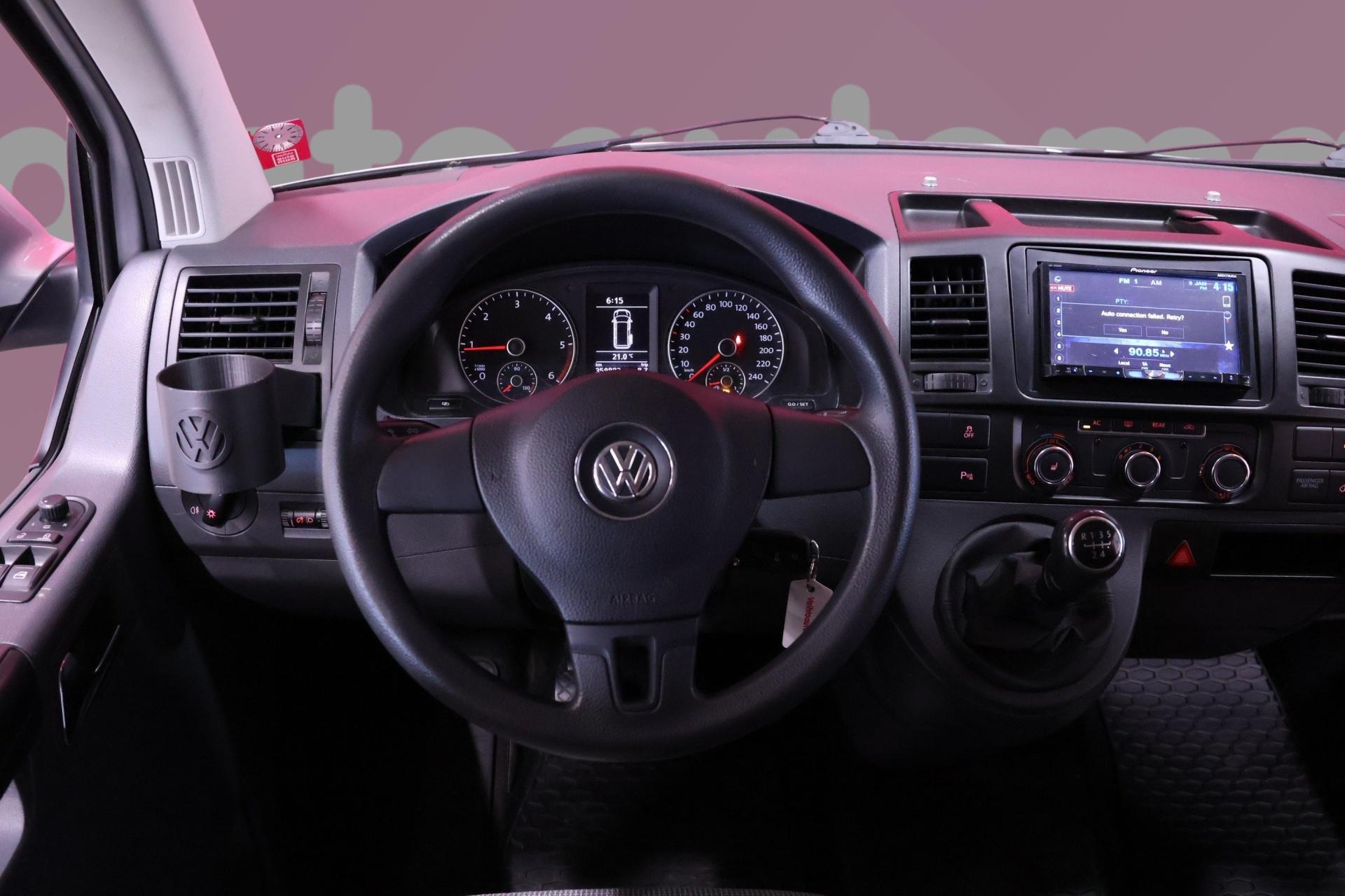 VOLKSWAGEN Caravelle 15