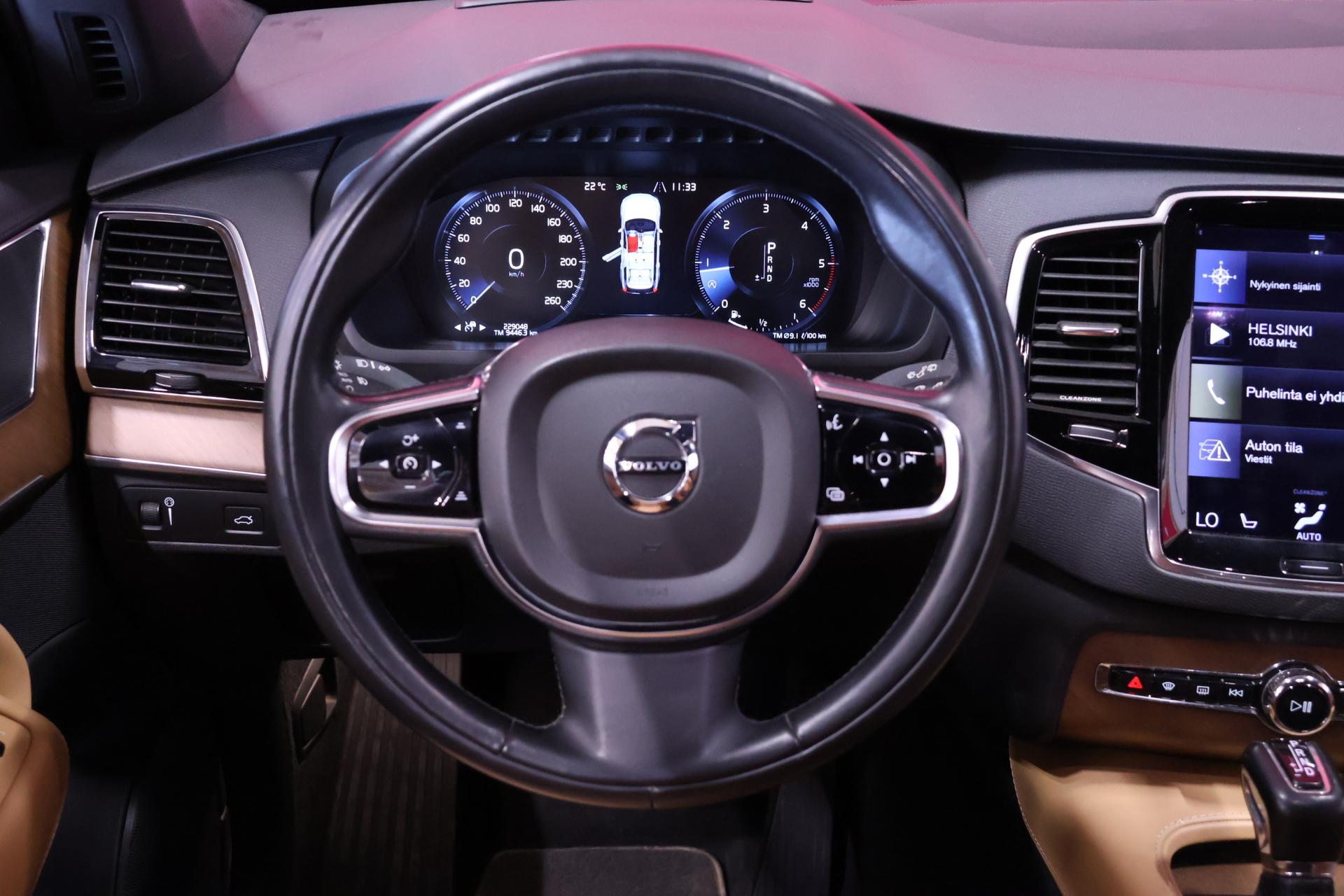 VOLVO XC90 15