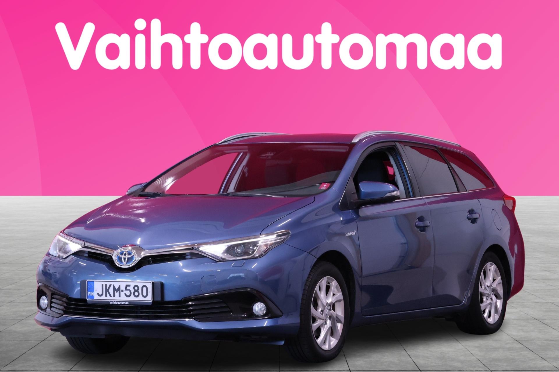 TOYOTA Auris 7
