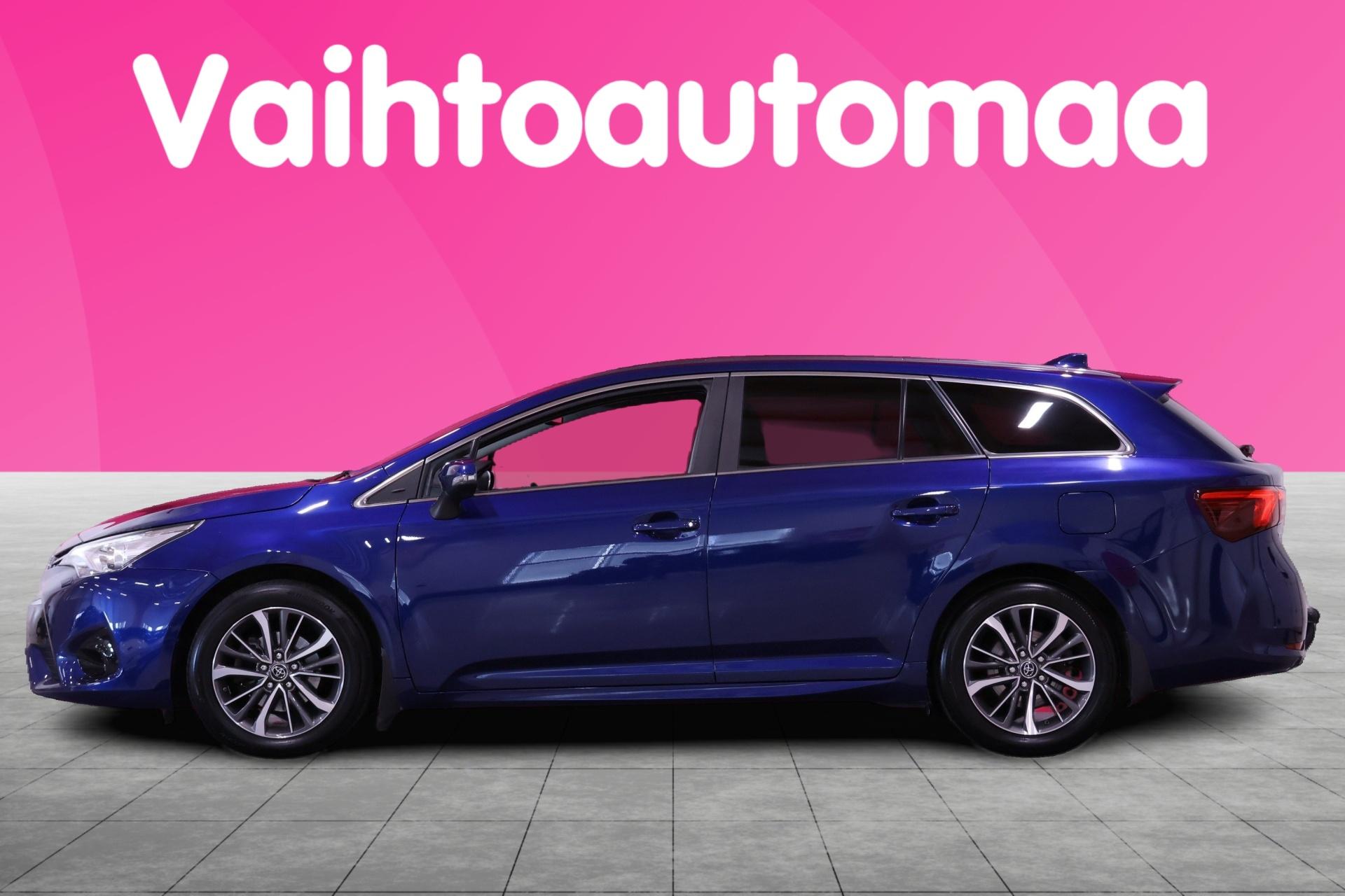 TOYOTA Avensis 2016
