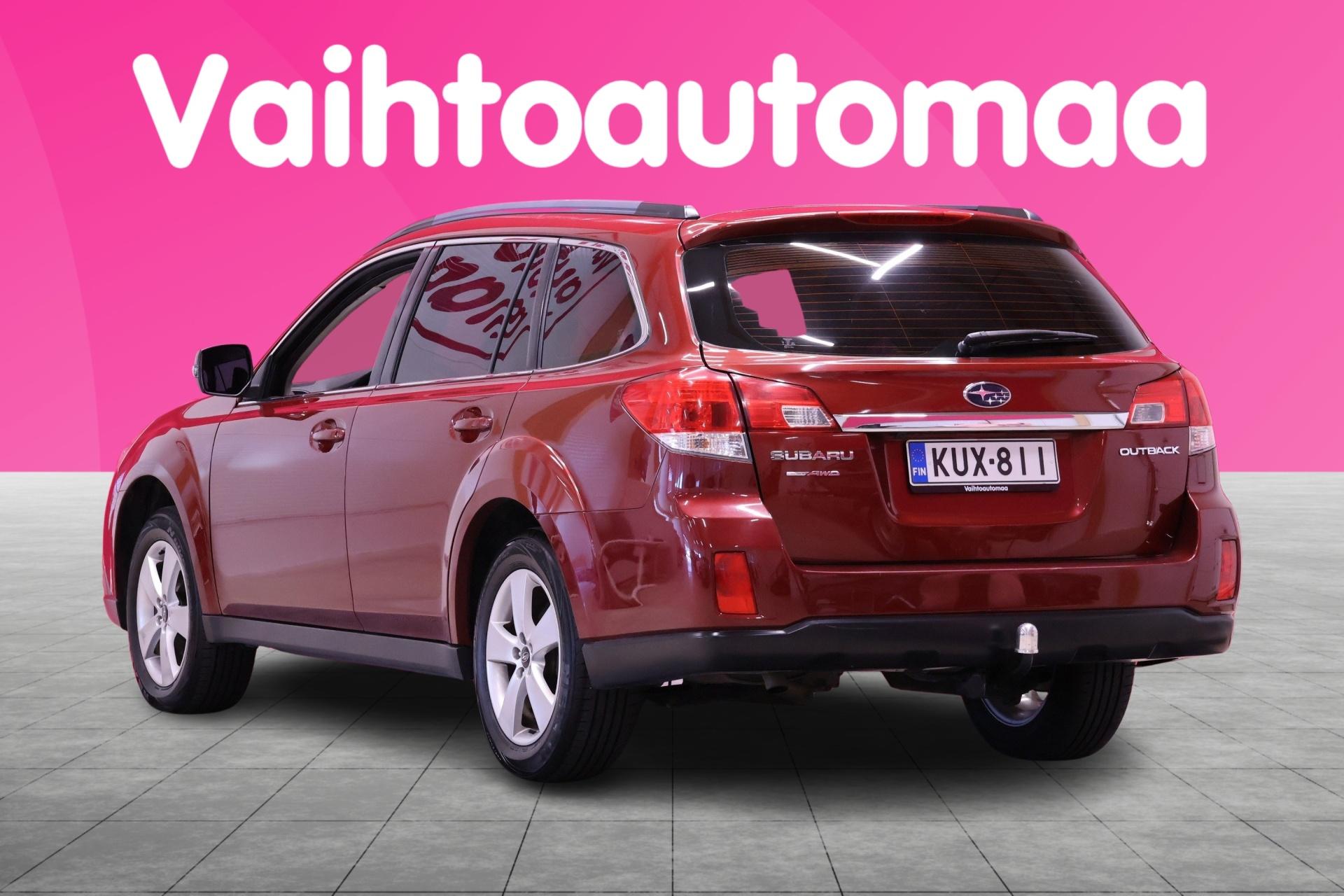 SUBARU Outback 2012