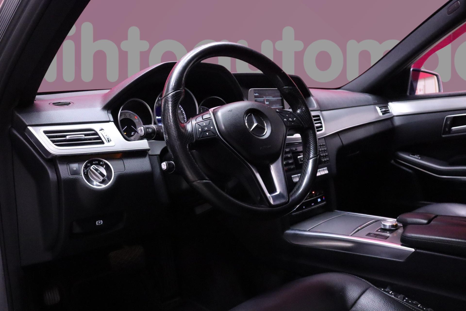 MERCEDES-BENZ E 11