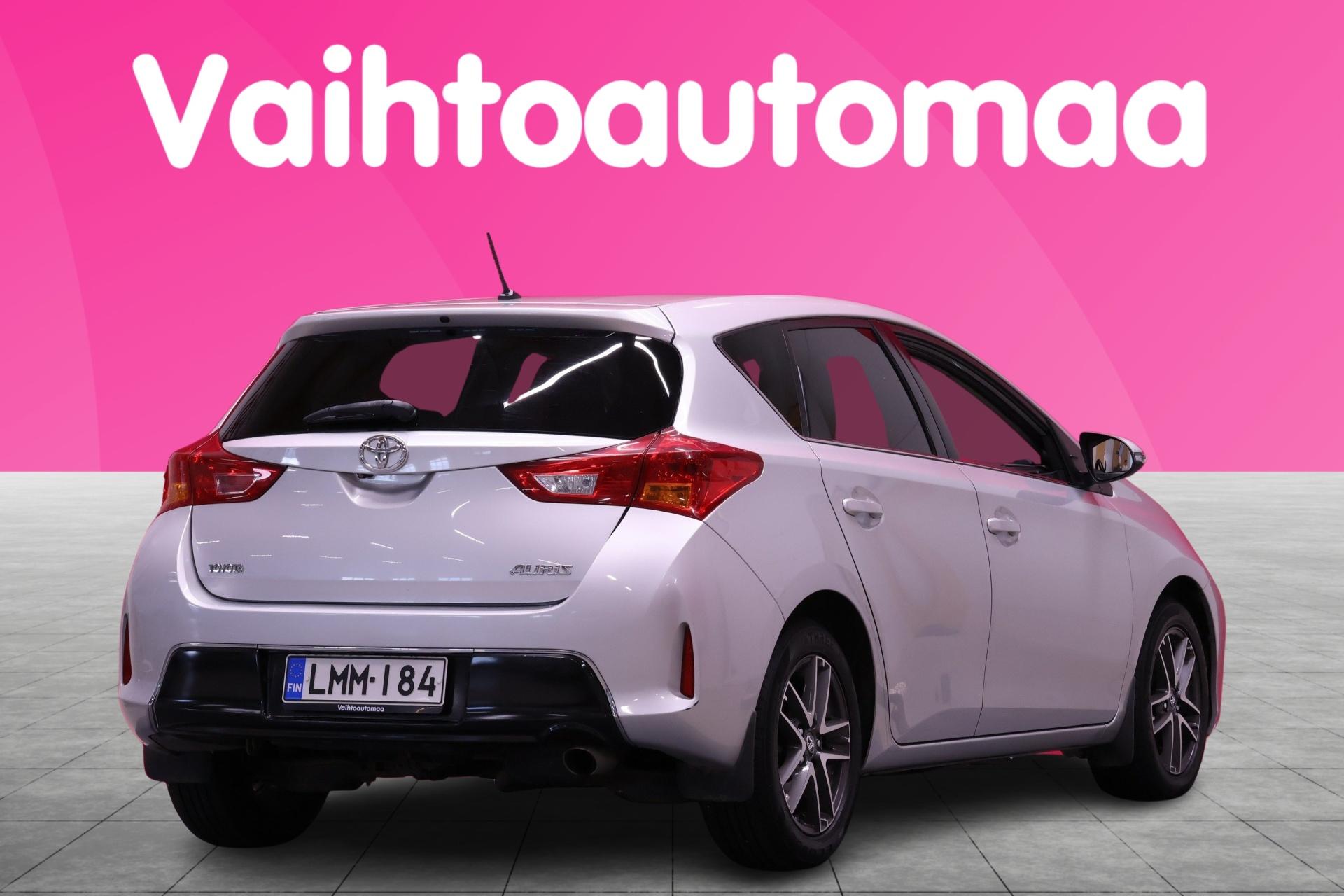 TOYOTA Auris 3