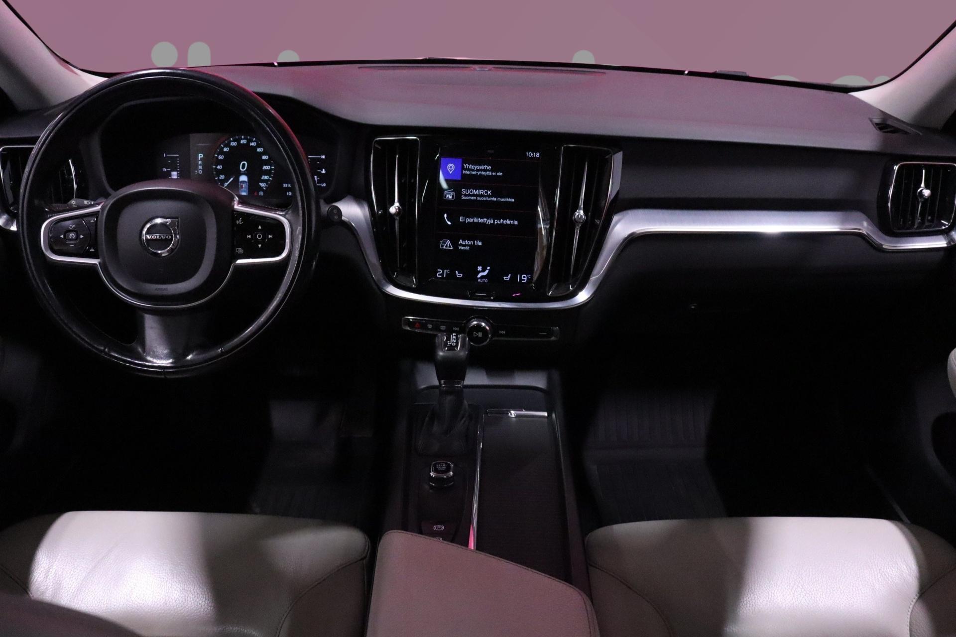 VOLVO V60 12