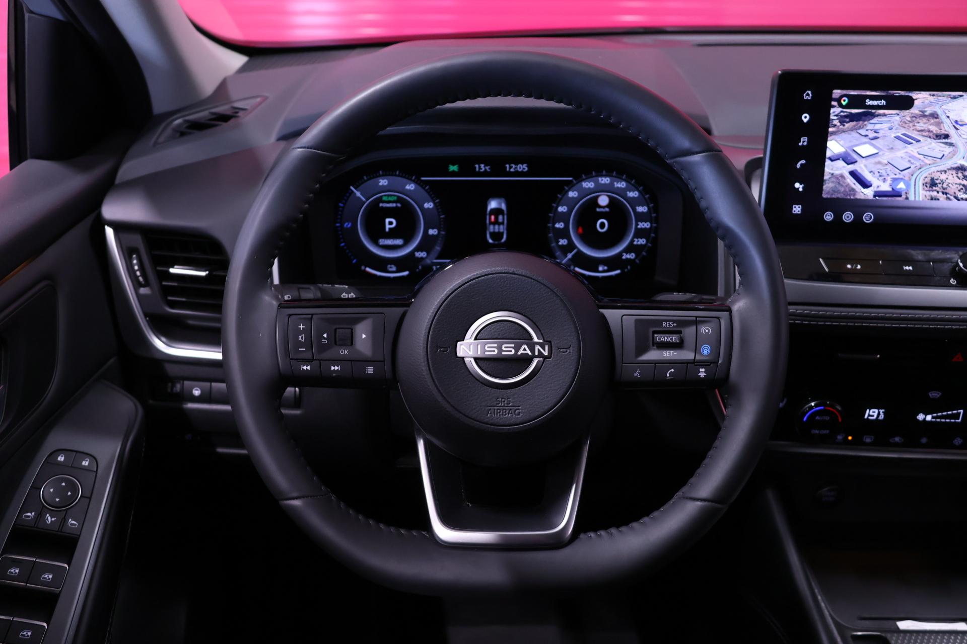 NISSAN Qashqai 2025