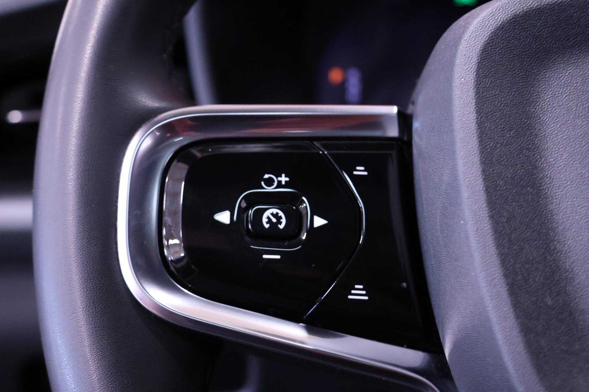 POLESTAR 2 2023