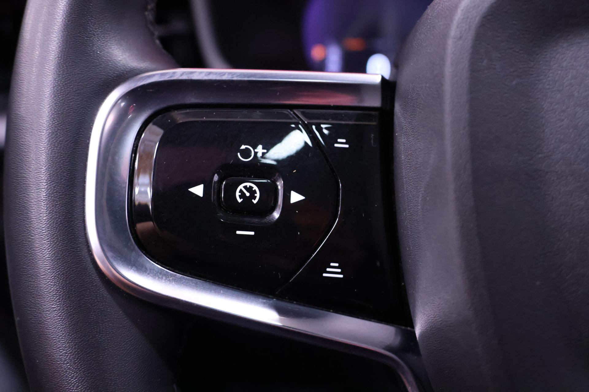 POLESTAR 2 2023