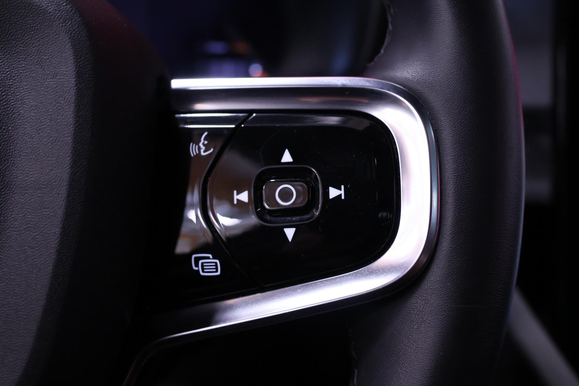 POLESTAR 2 2023