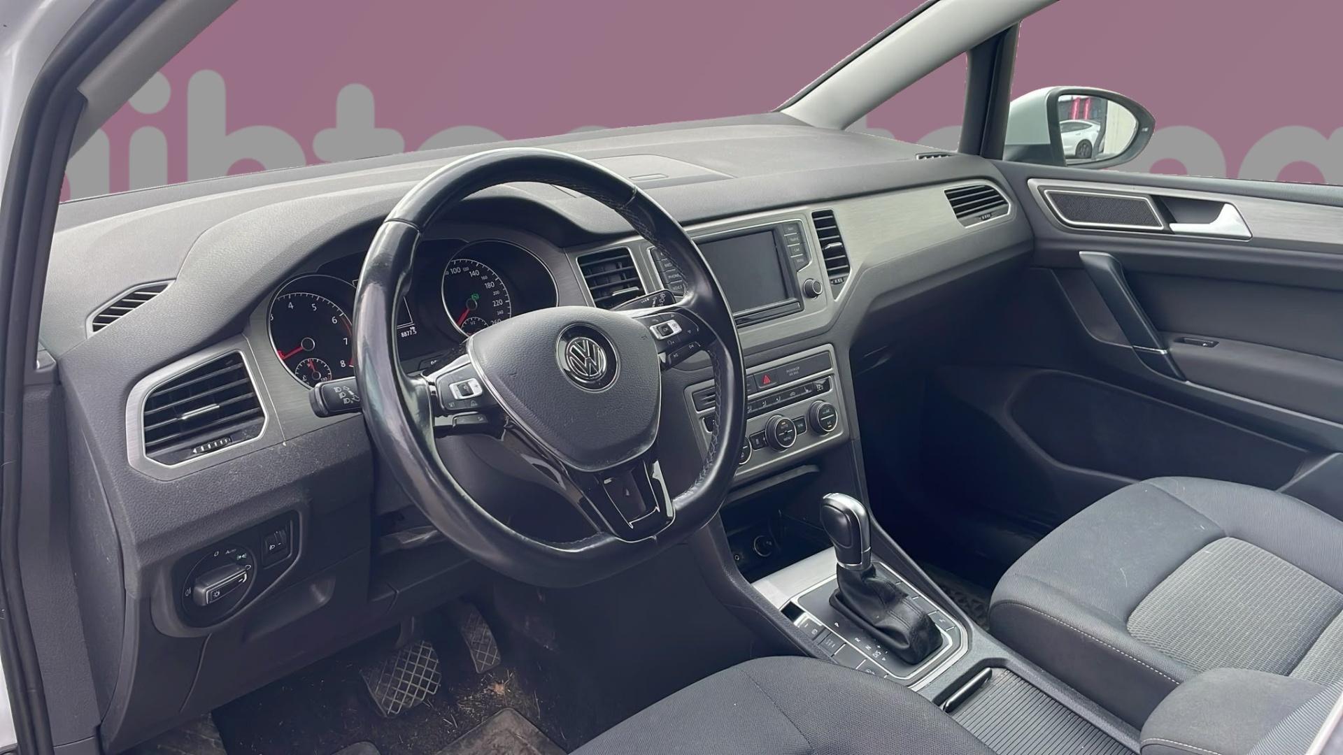 VOLKSWAGEN Golf Sportsvan 2018