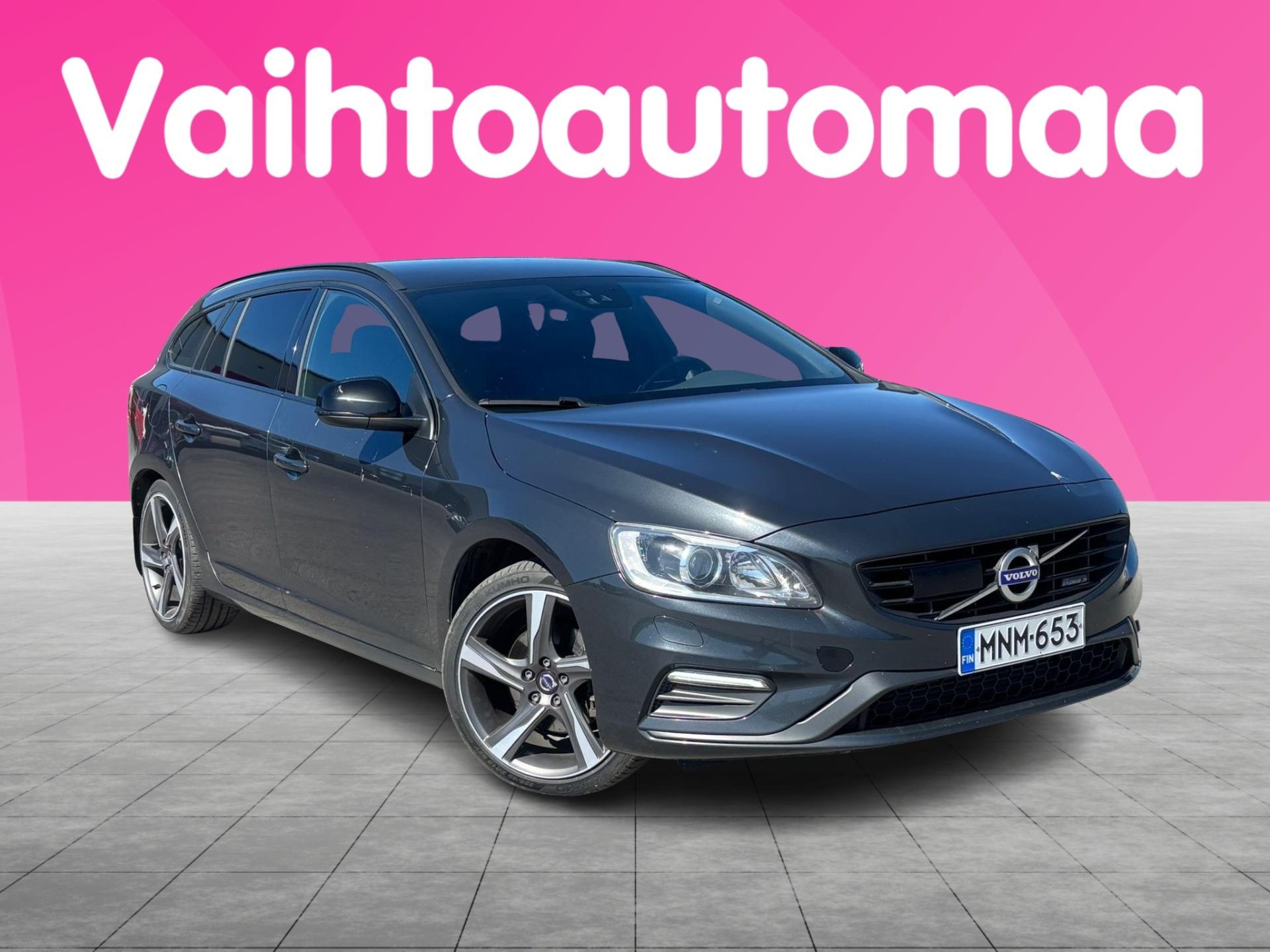 VOLVO V60 2015