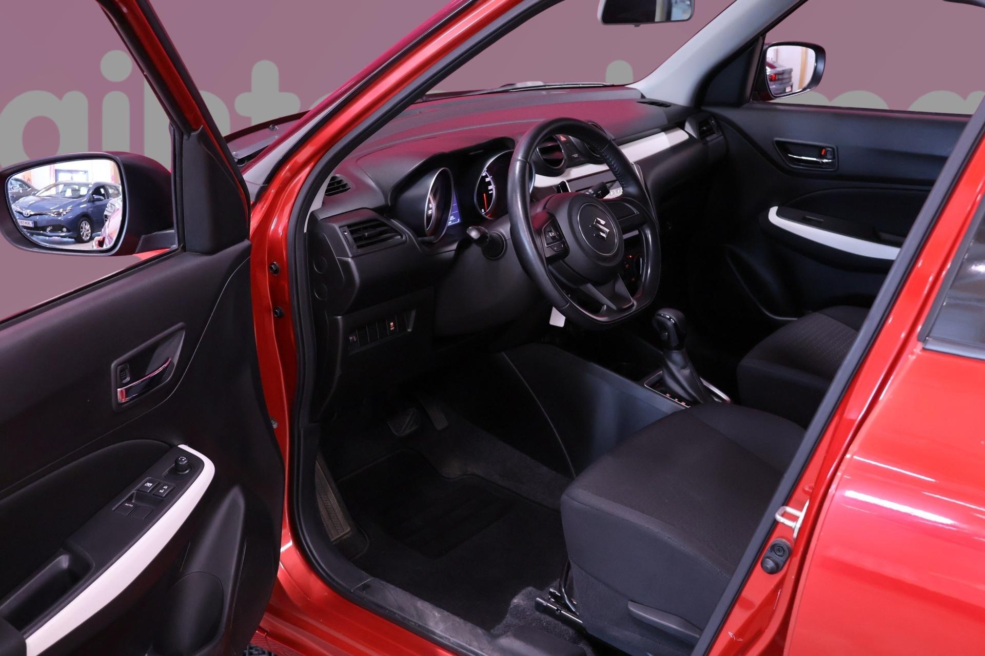 SUZUKI Swift 11