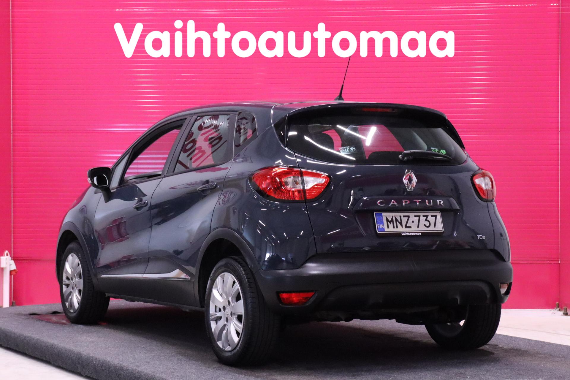 RENAULT Captur 2015