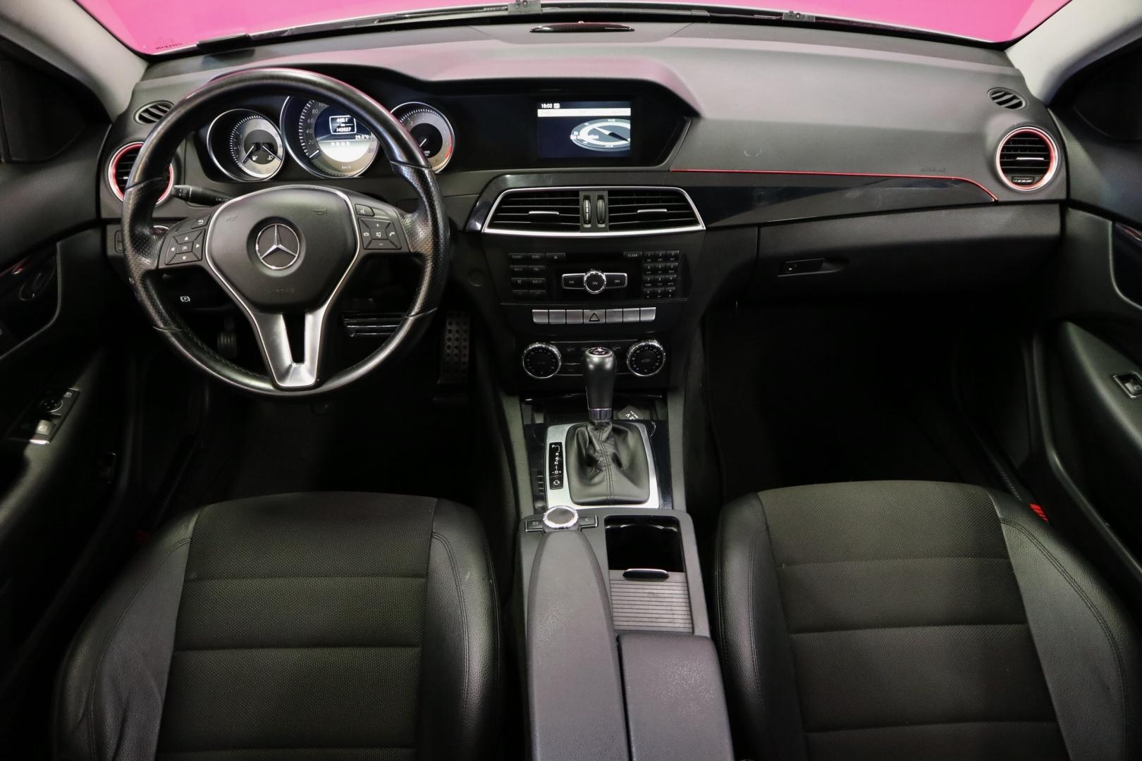 MERCEDES-BENZ C 2012