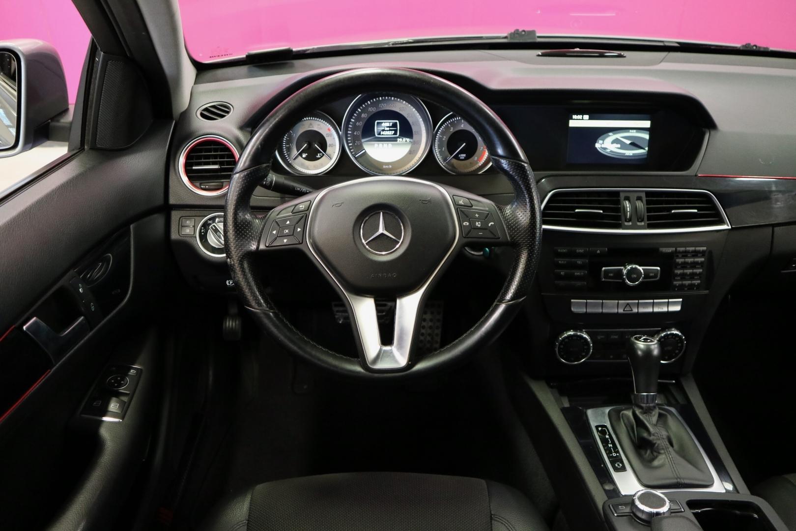 MERCEDES-BENZ C 2012