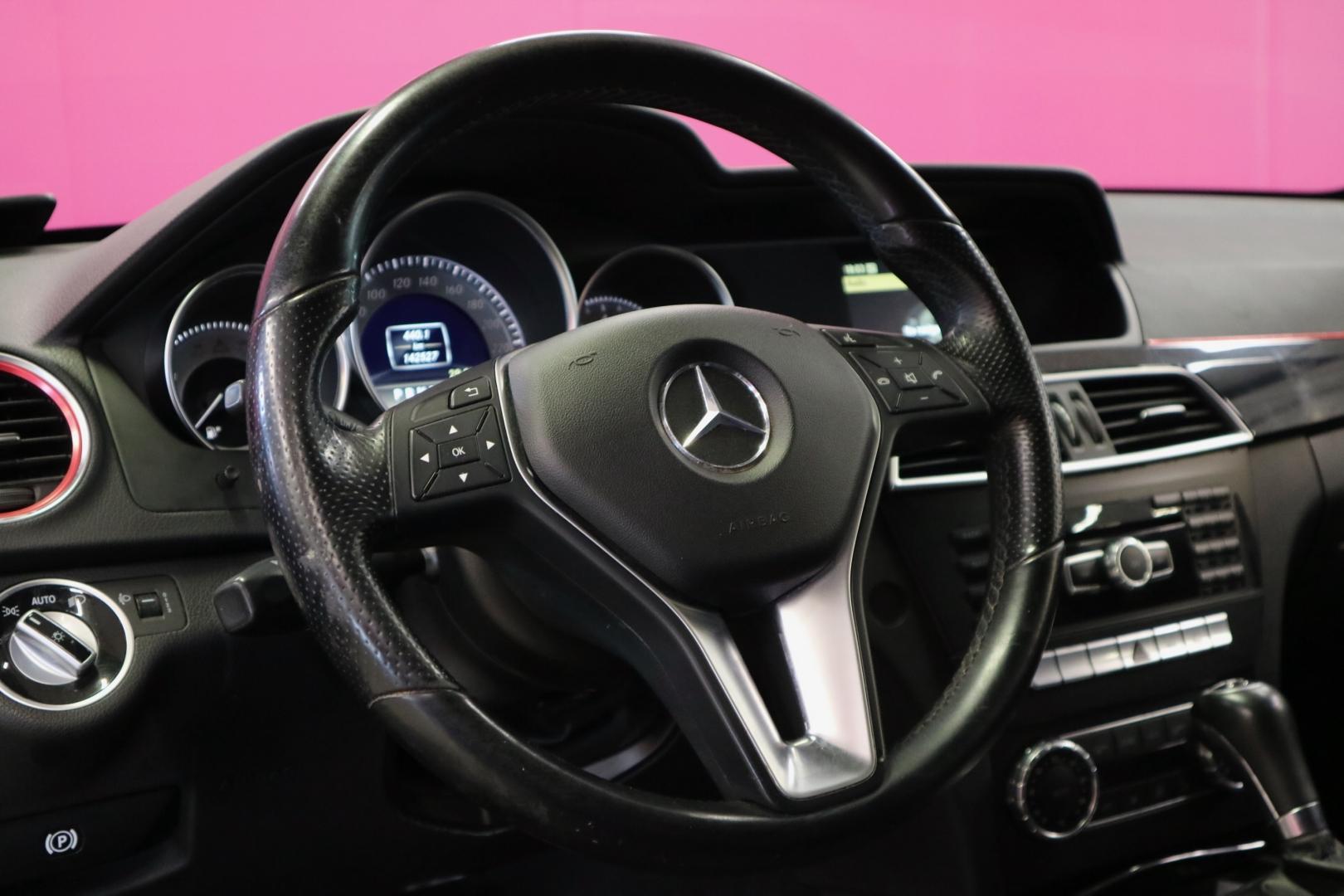 MERCEDES-BENZ C 2012