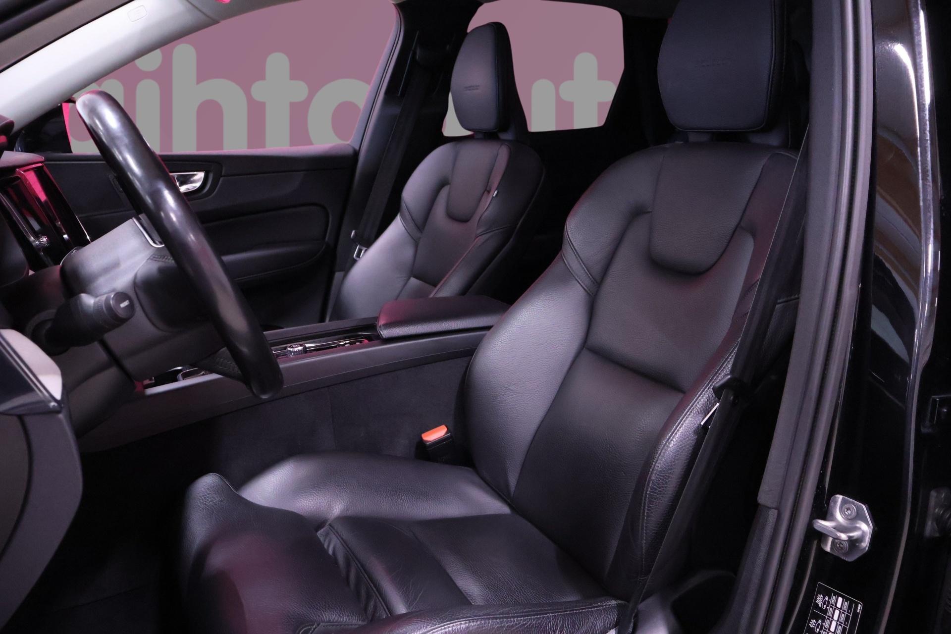 VOLVO XC60 10