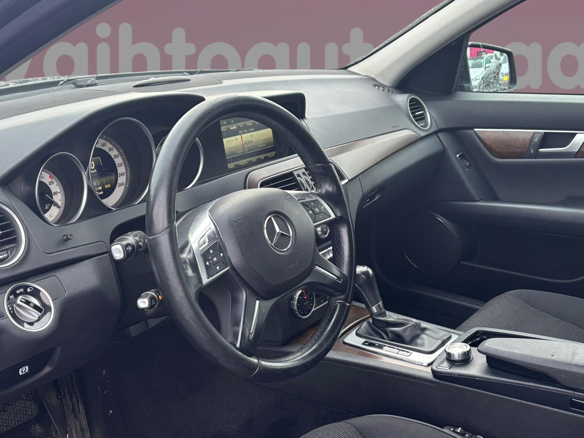 MERCEDES-BENZ C 2013