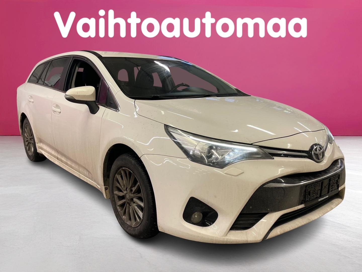 TOYOTA Avensis 2017